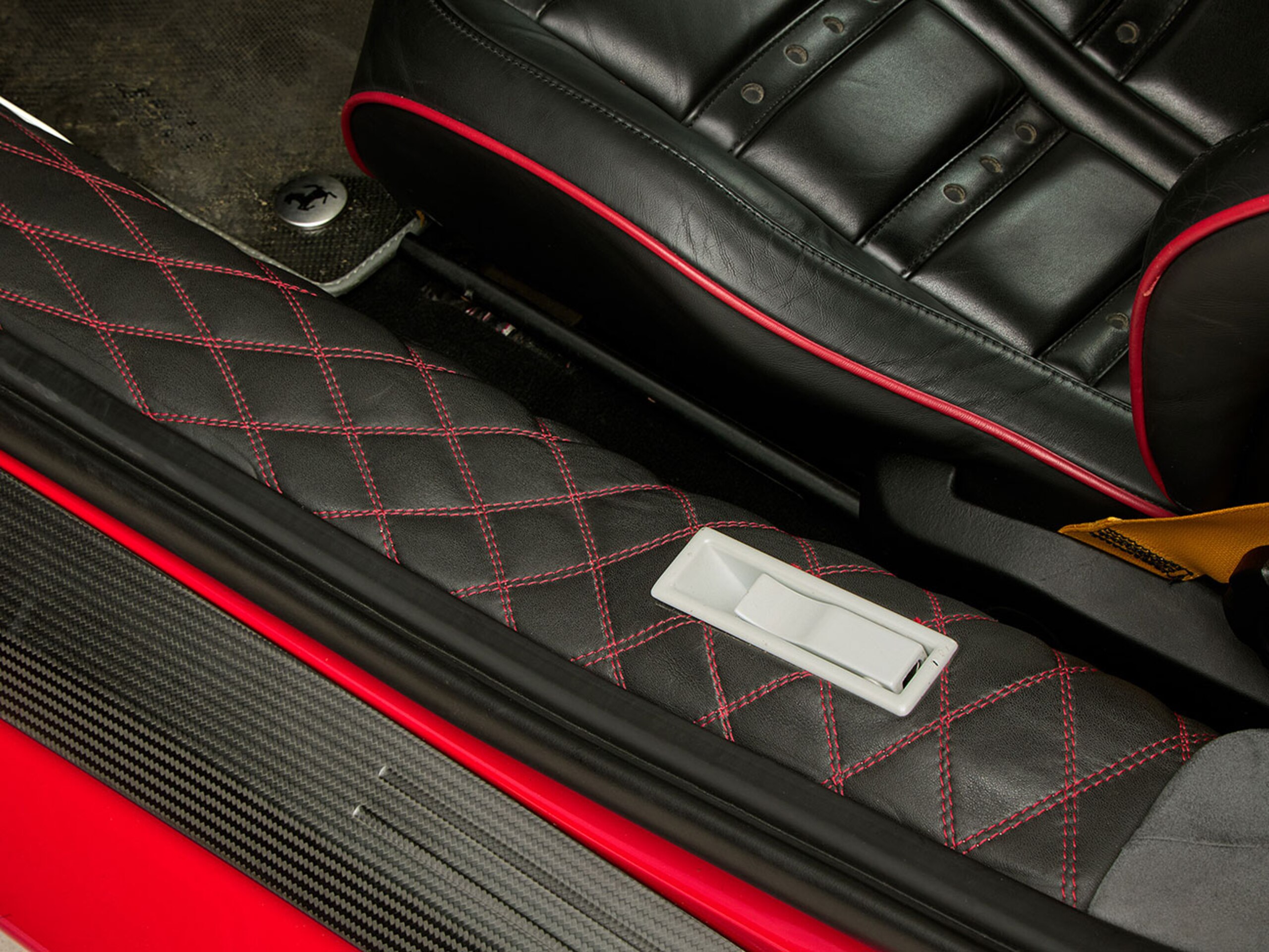 2016 Ferrari 458 Italia F1 DCT — Photo 21 / 39
