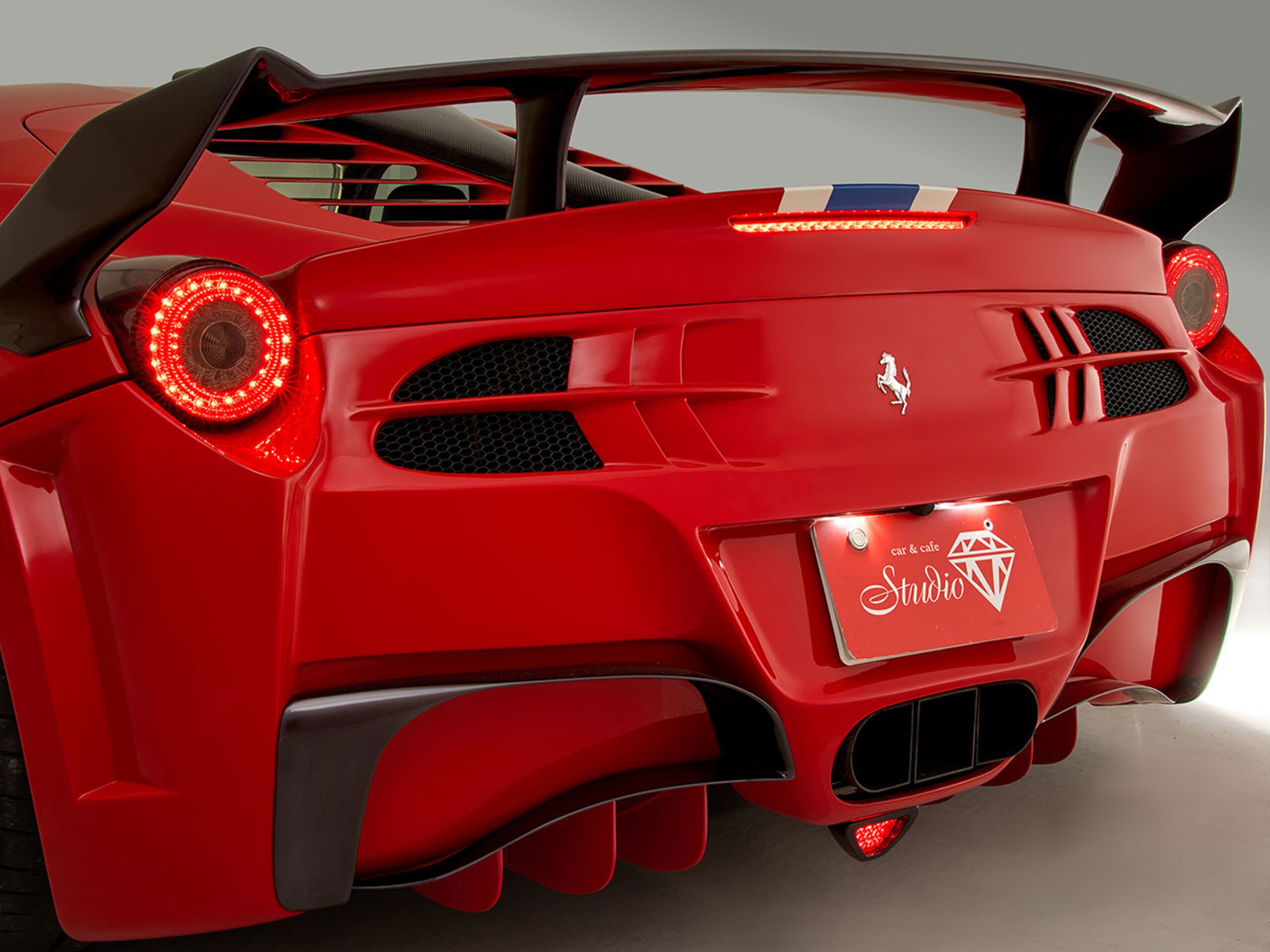 2016 Ferrari 458 Italia F1 DCT — Photo 34 / 39