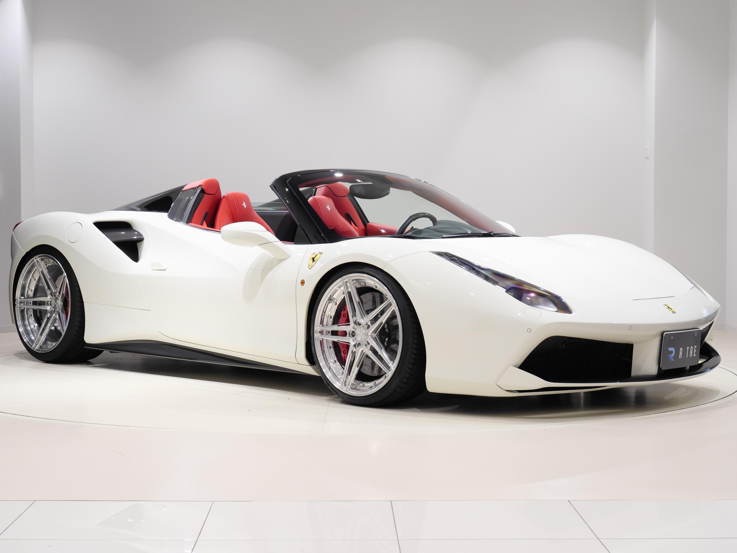 2016 Ferrari 488 Spider — Photo 10 / 40
