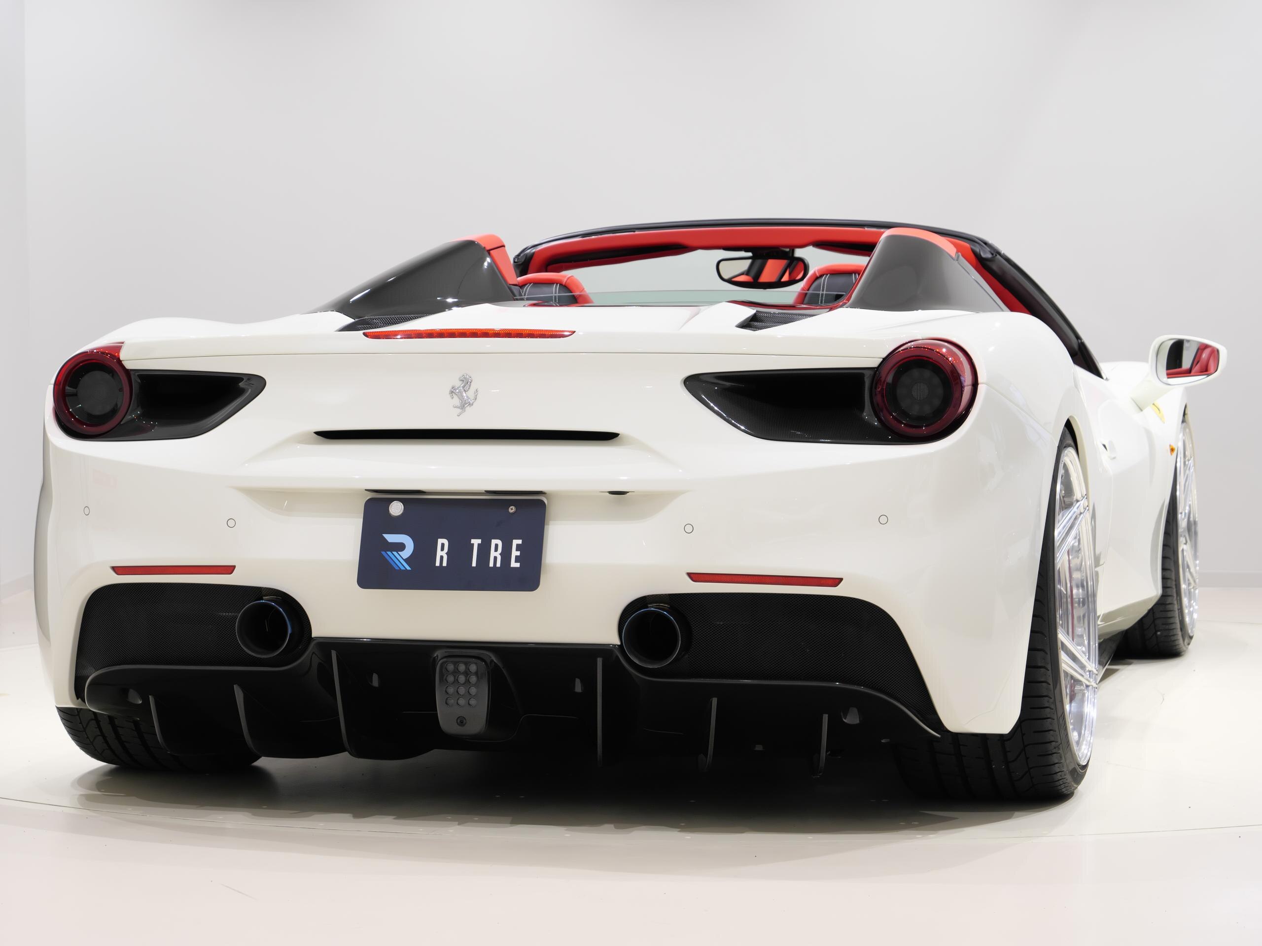 2016 Ferrari 488 Spider — Photo 14 / 40