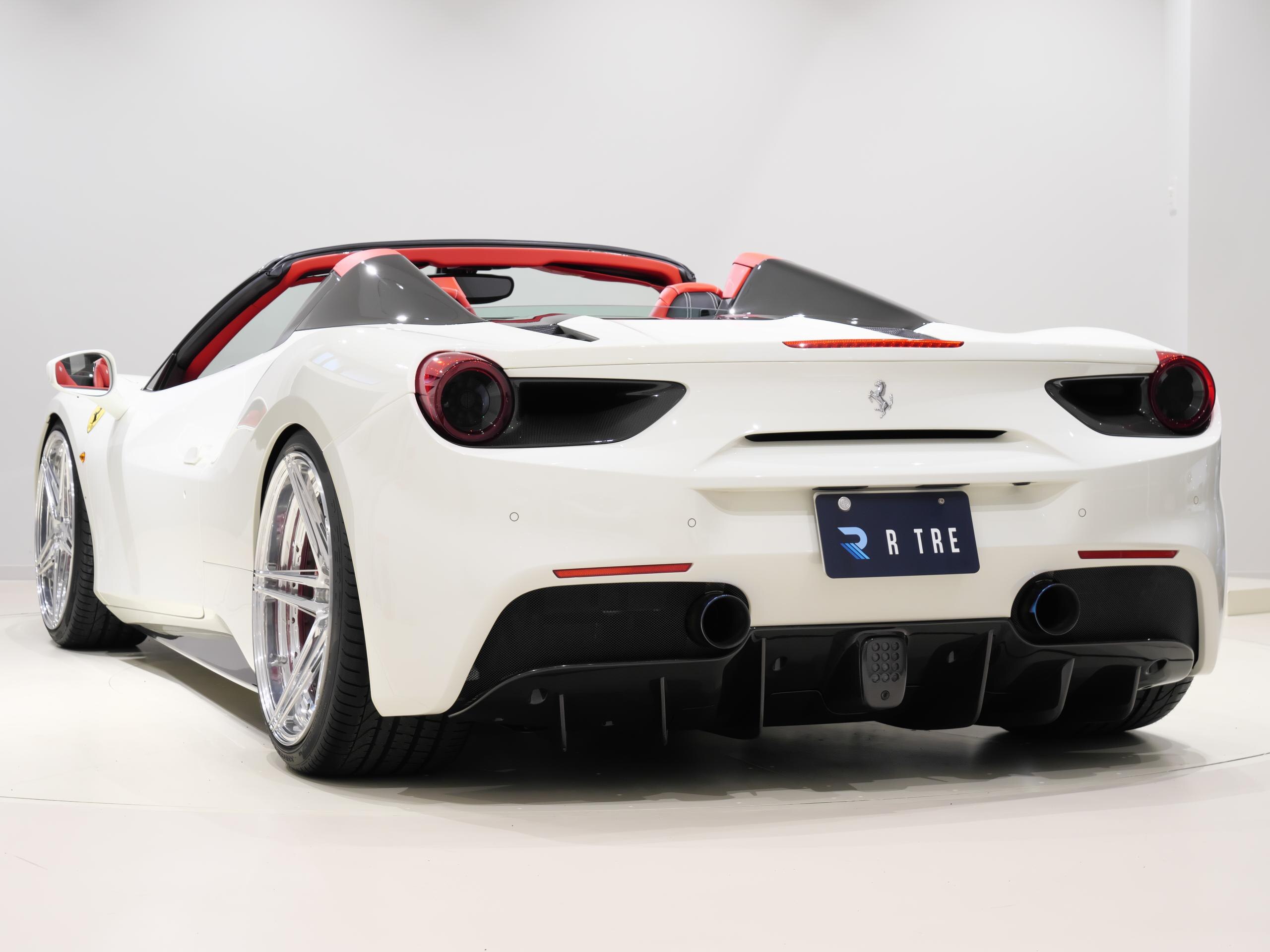 2016 Ferrari 488 Spider — Photo 16 / 40