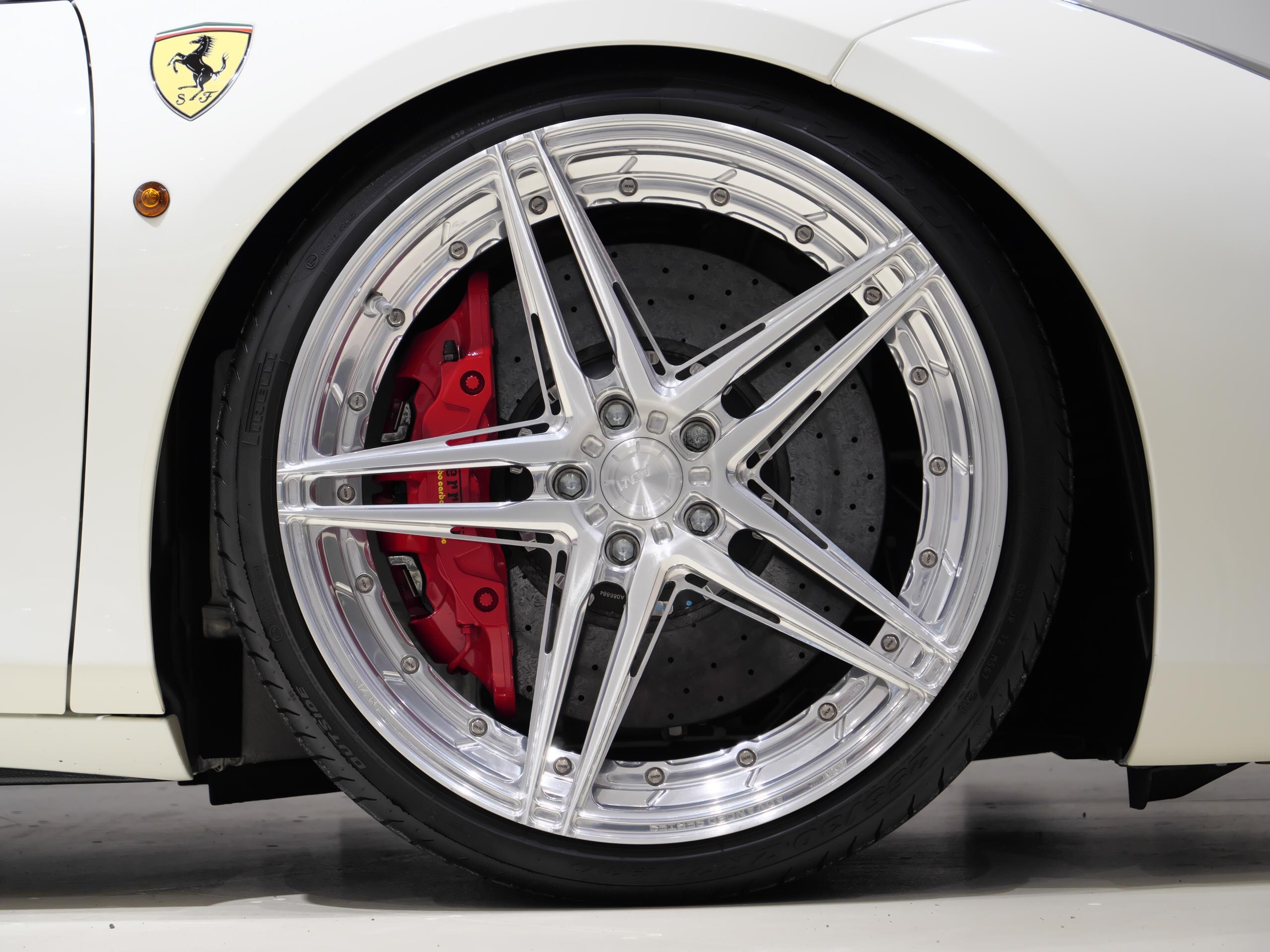 2016 Ferrari 488 Spider — Photo 25 / 40