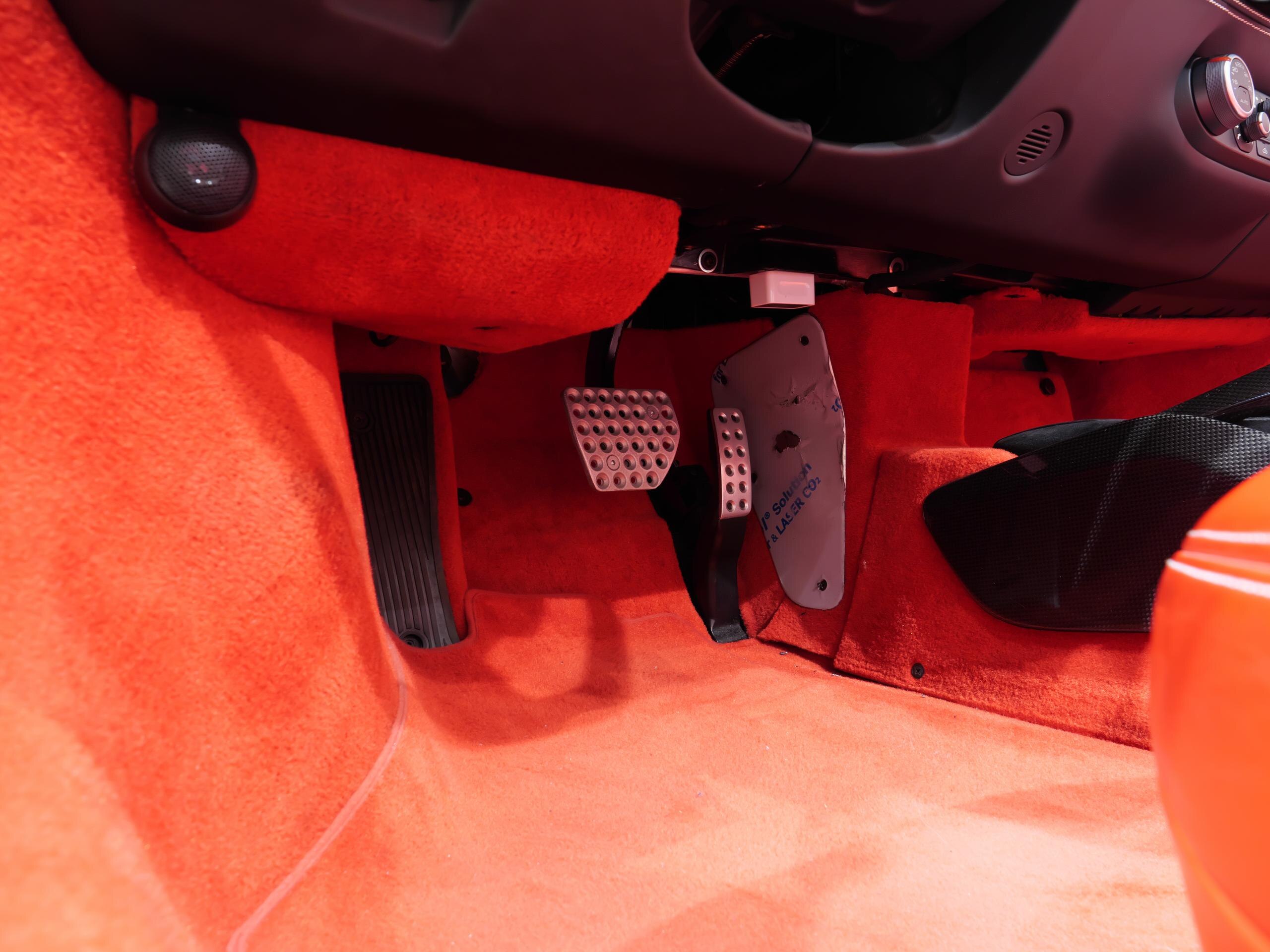 2016 Ferrari 488 Spider — Photo 40 / 40
