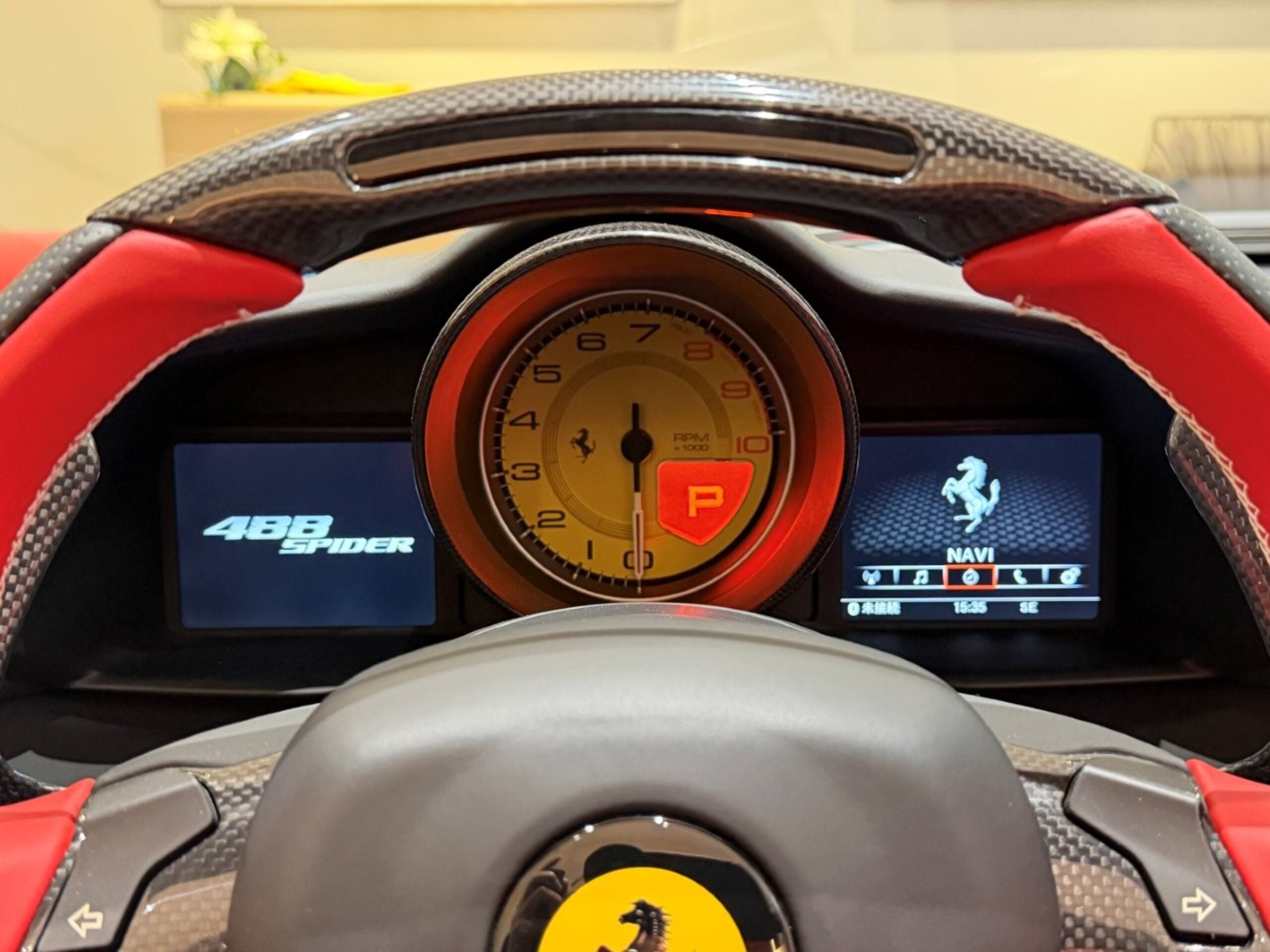 2016 Ferrari 488 Spider — Photo 12 / 31