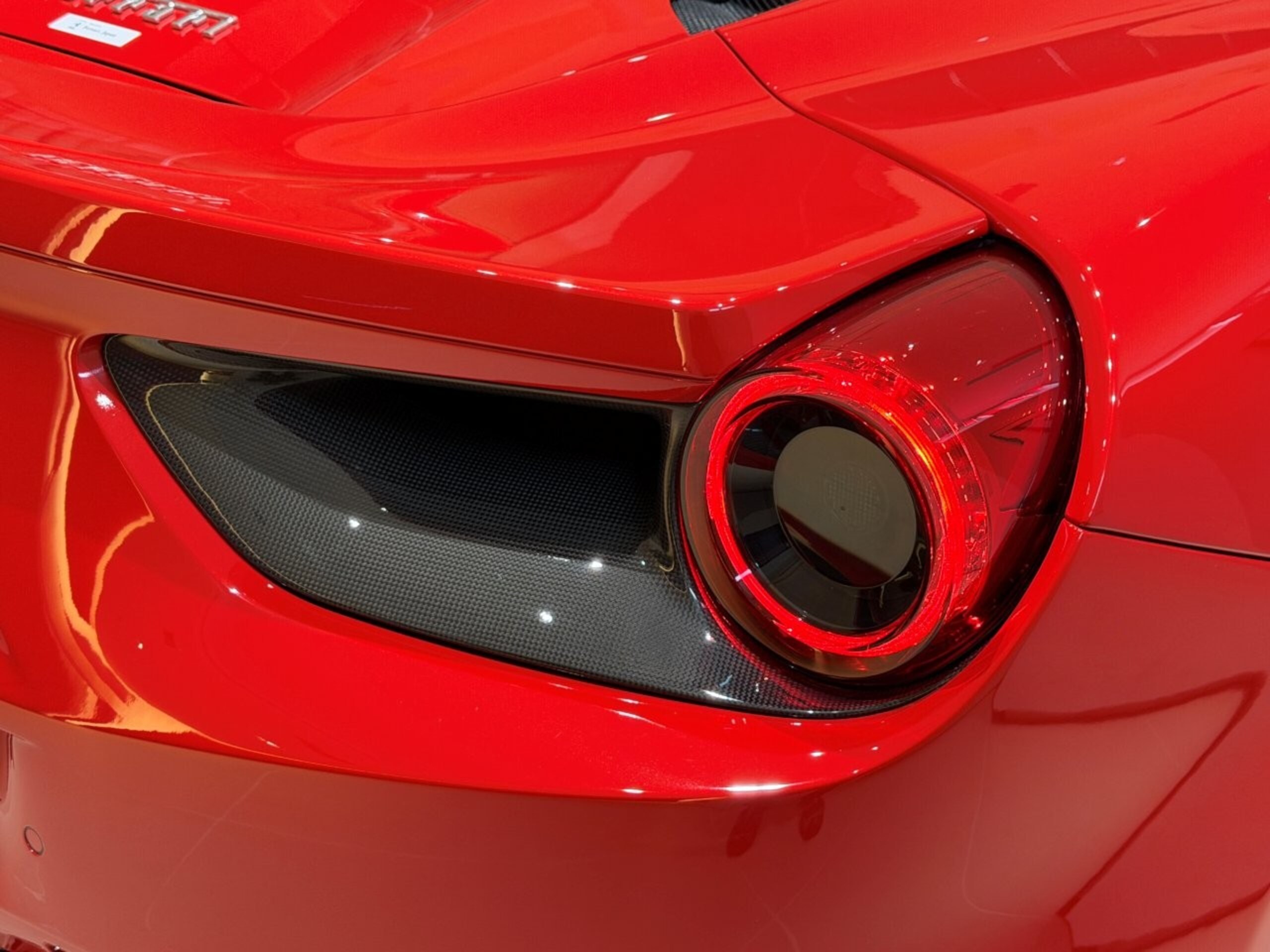 2016 Ferrari 488 Spider — Photo 25 / 31