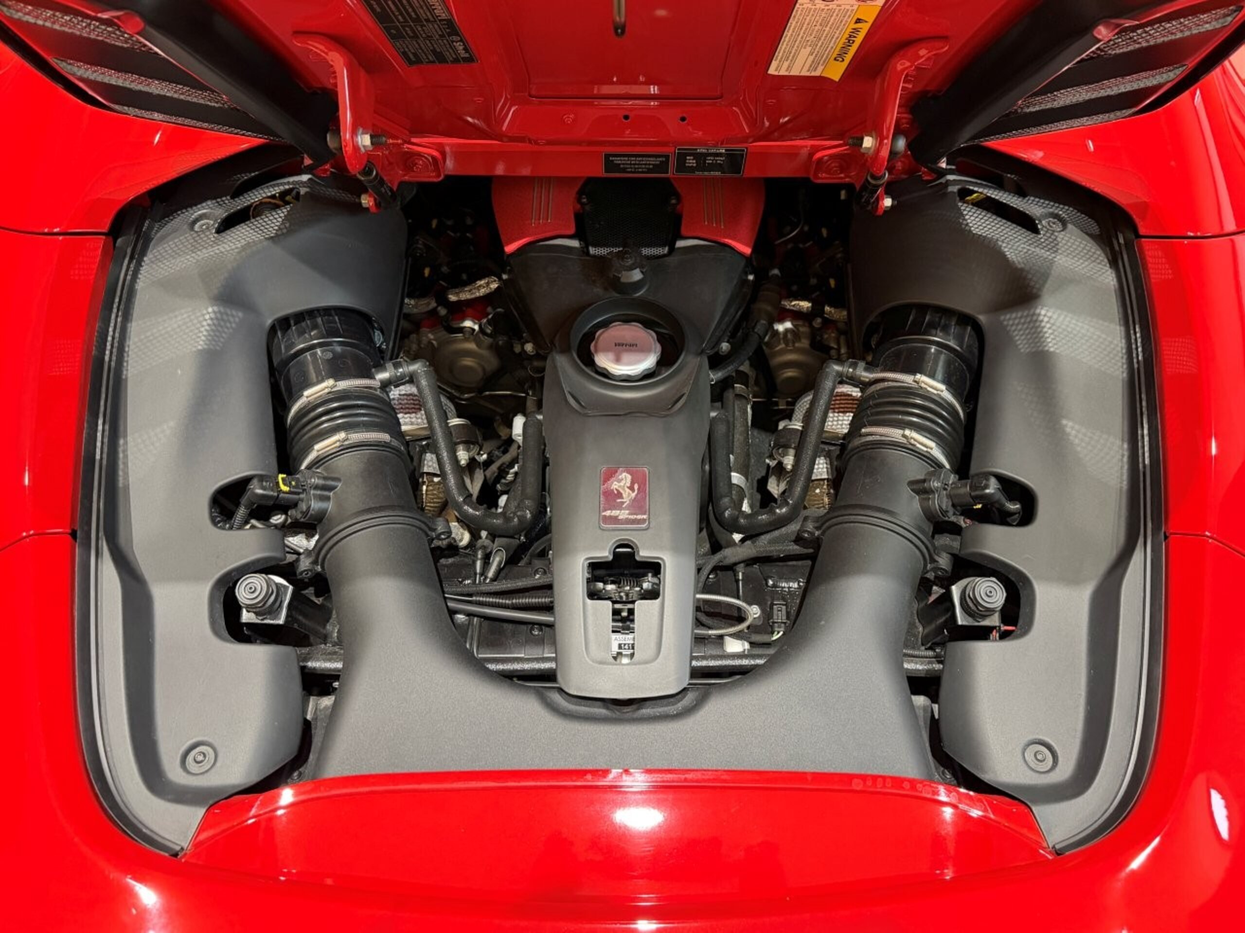 2016 Ferrari 488 Spider — Photo 28 / 31
