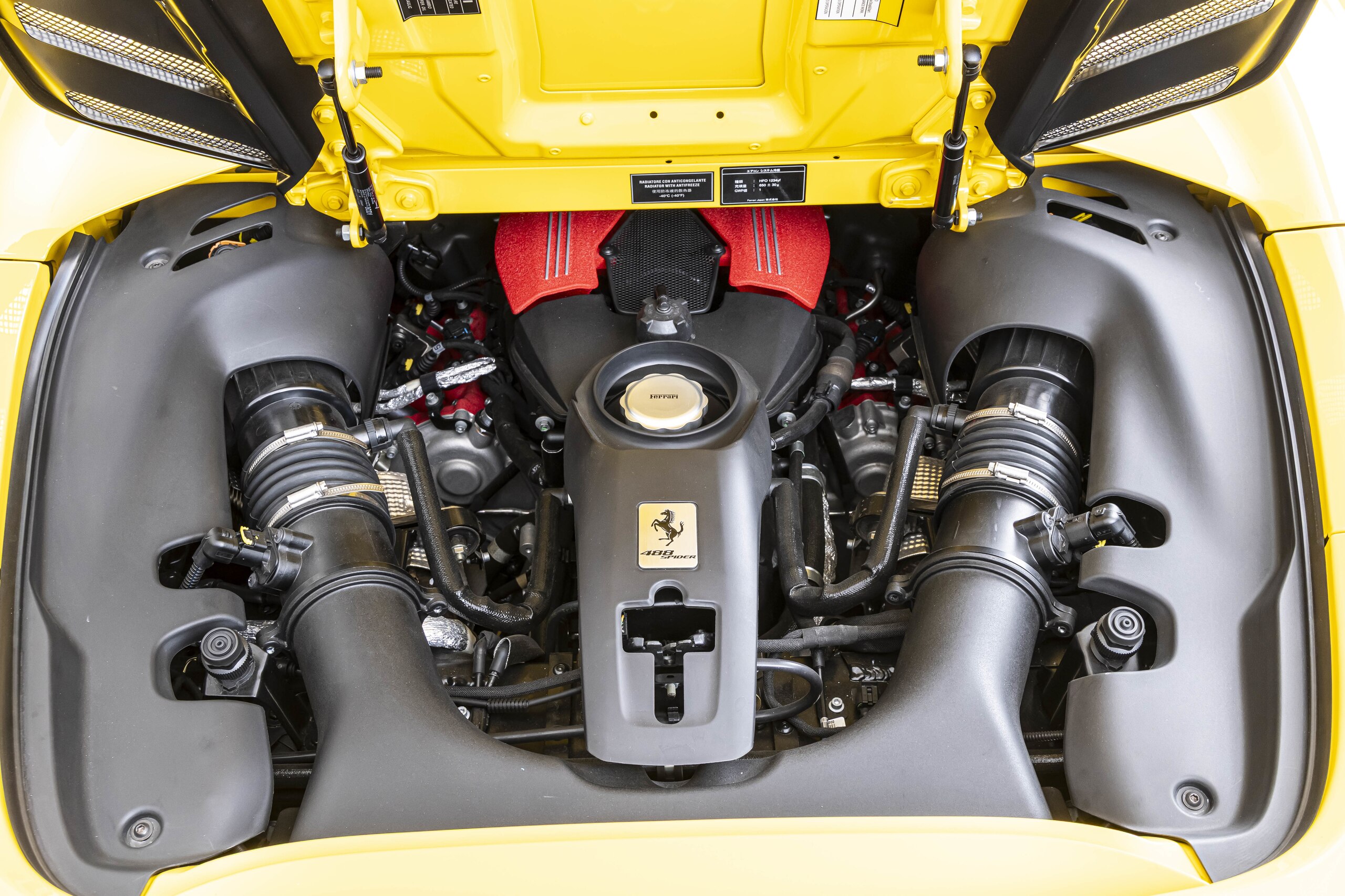 2016 Ferrari 488 Spider — Photo 24 / 25