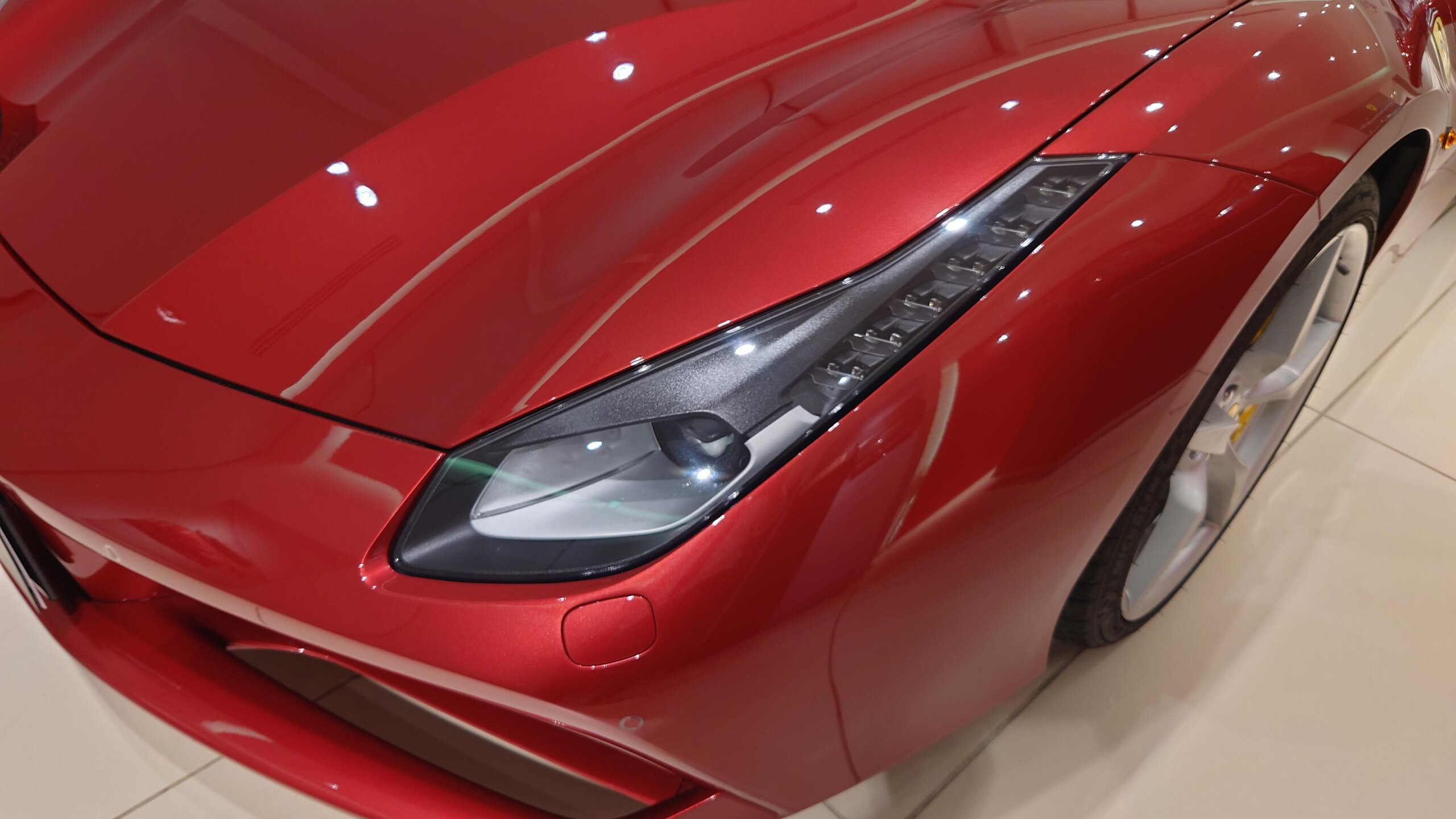 2016 Ferrari 488 Spider — Photo 19 / 65