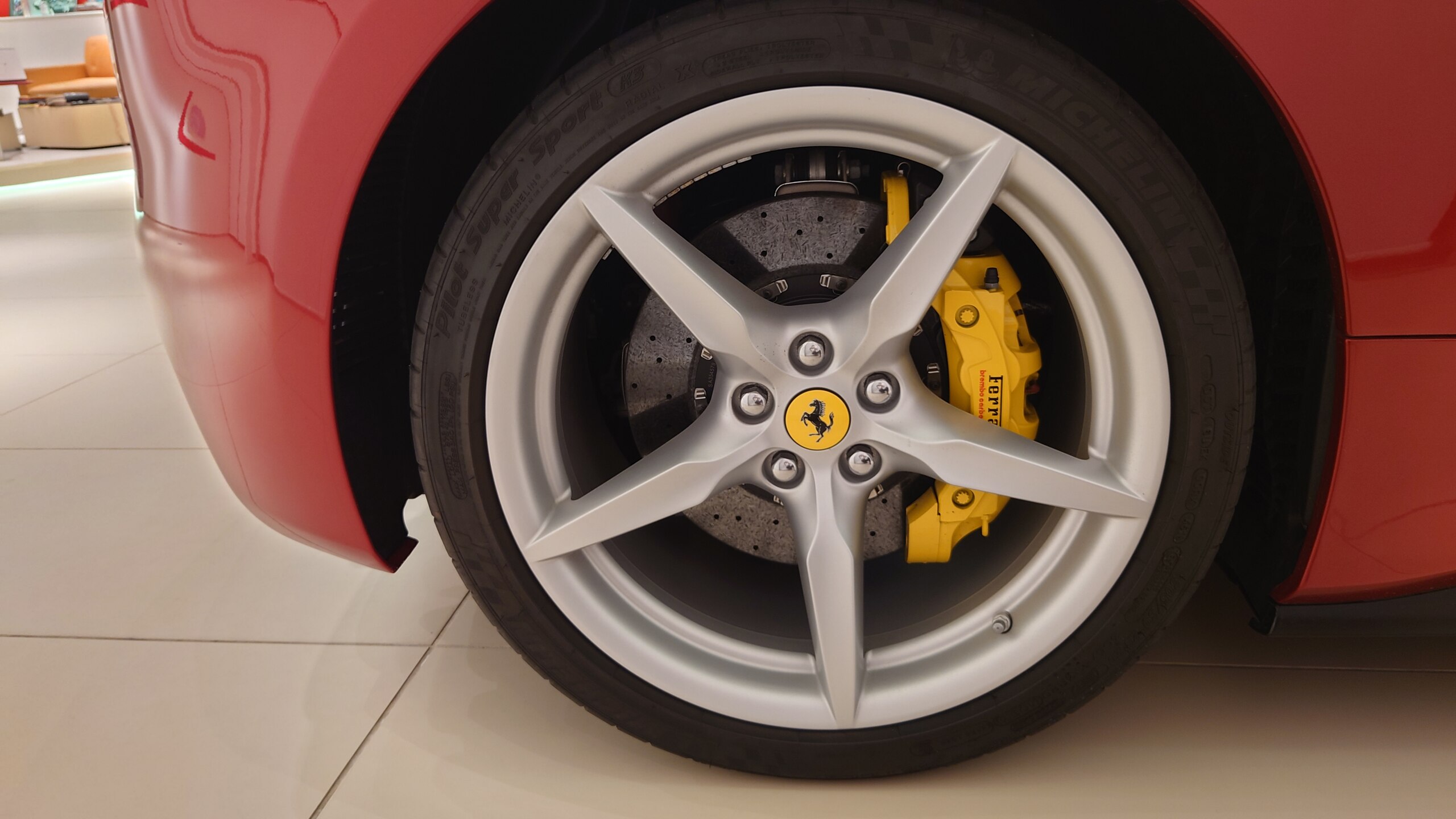 2016 Ferrari 488 Spider — Photo 28 / 65