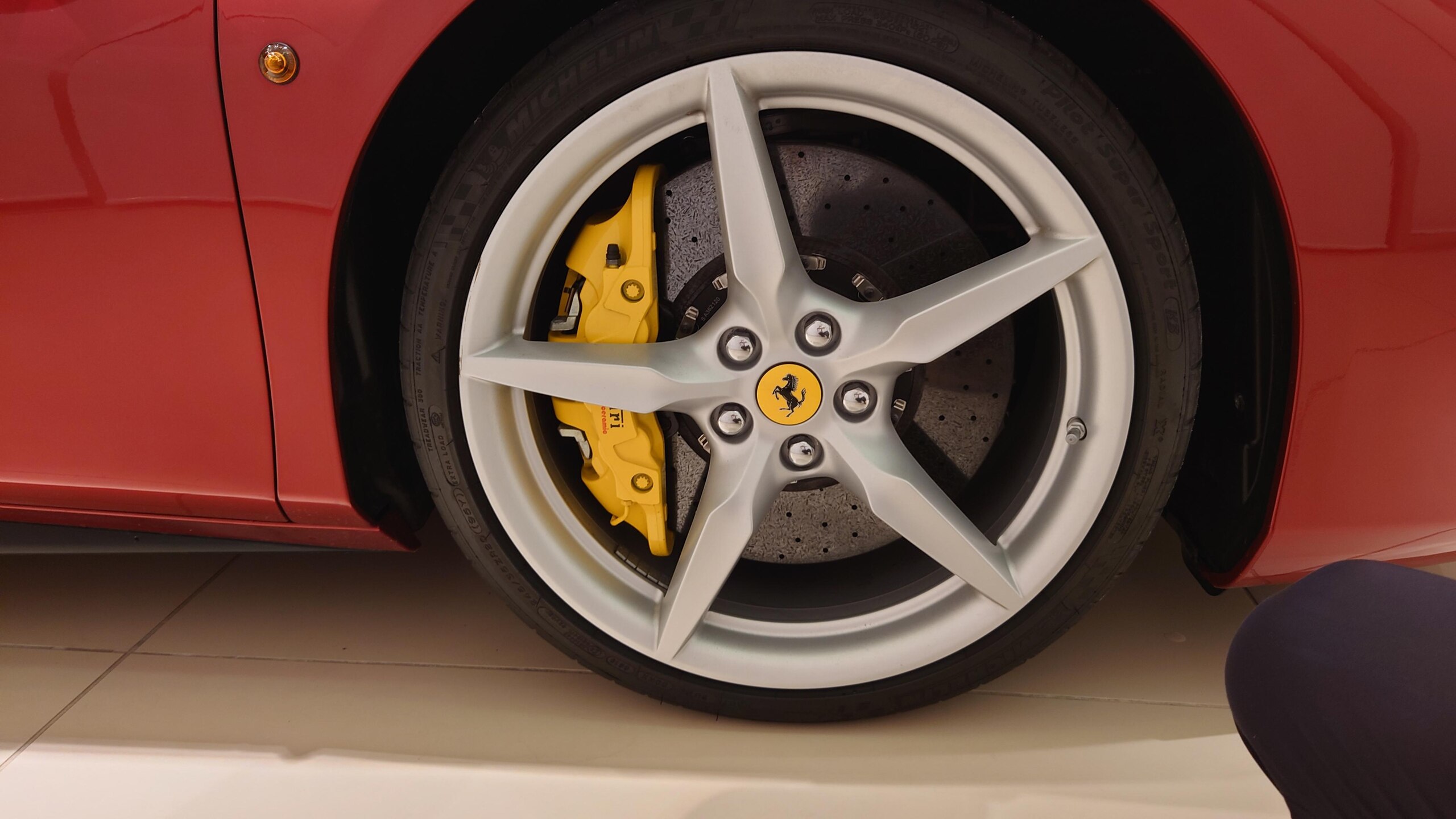 2016 Ferrari 488 Spider — Photo 29 / 65