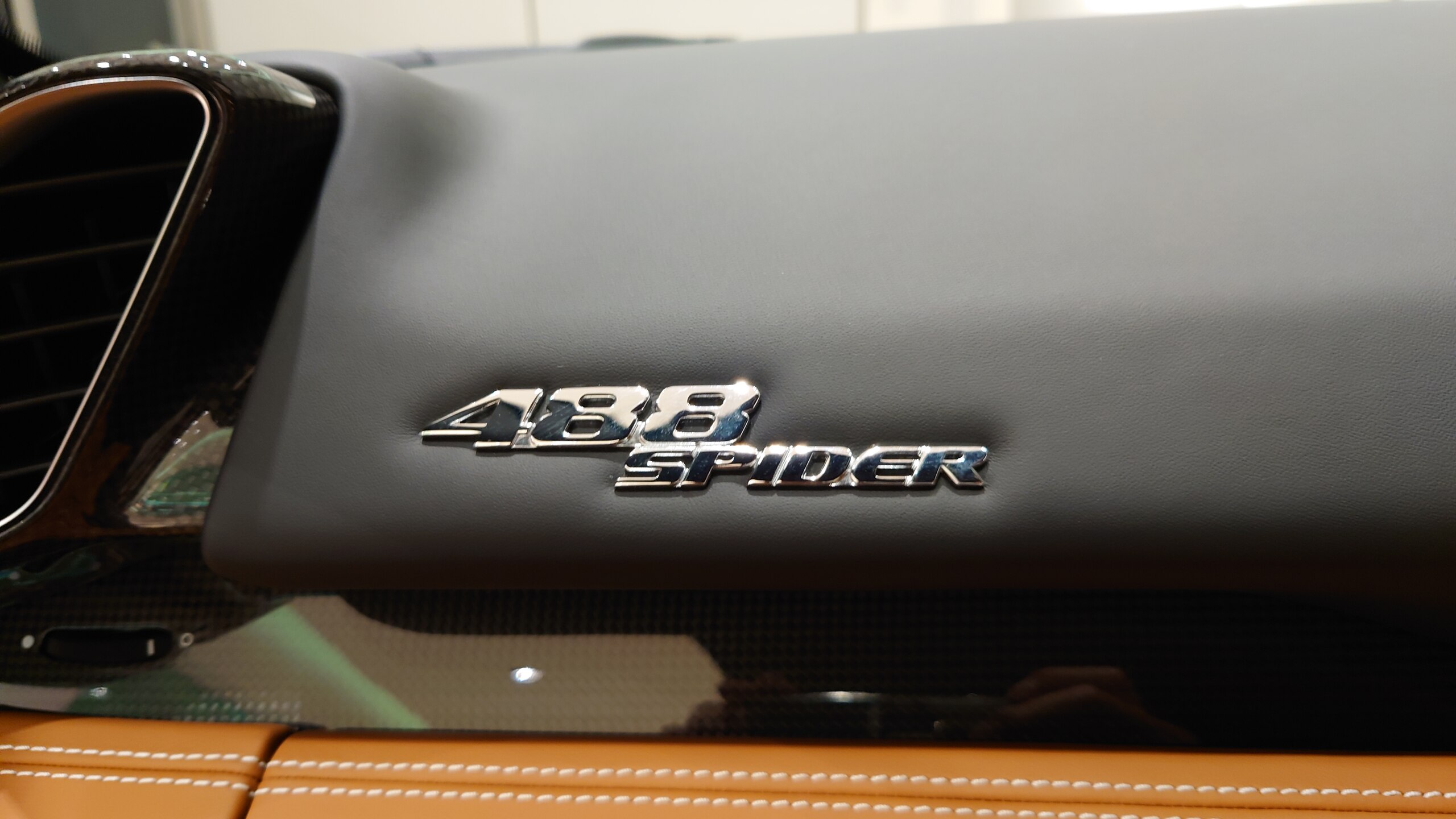 2016 Ferrari 488 Spider — Photo 63 / 65