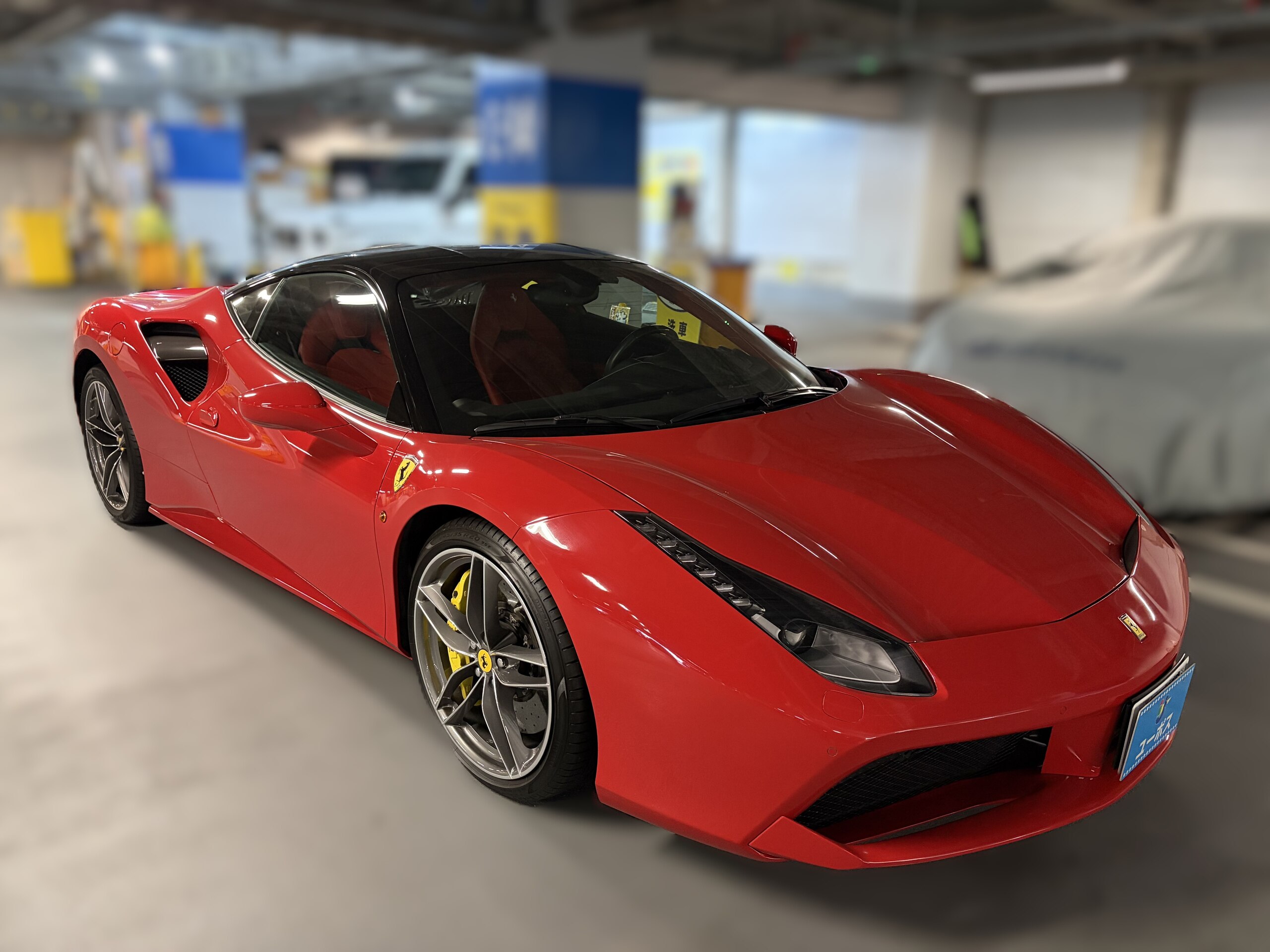 2016 Ferrari 488GTB — Photo 11 / 32