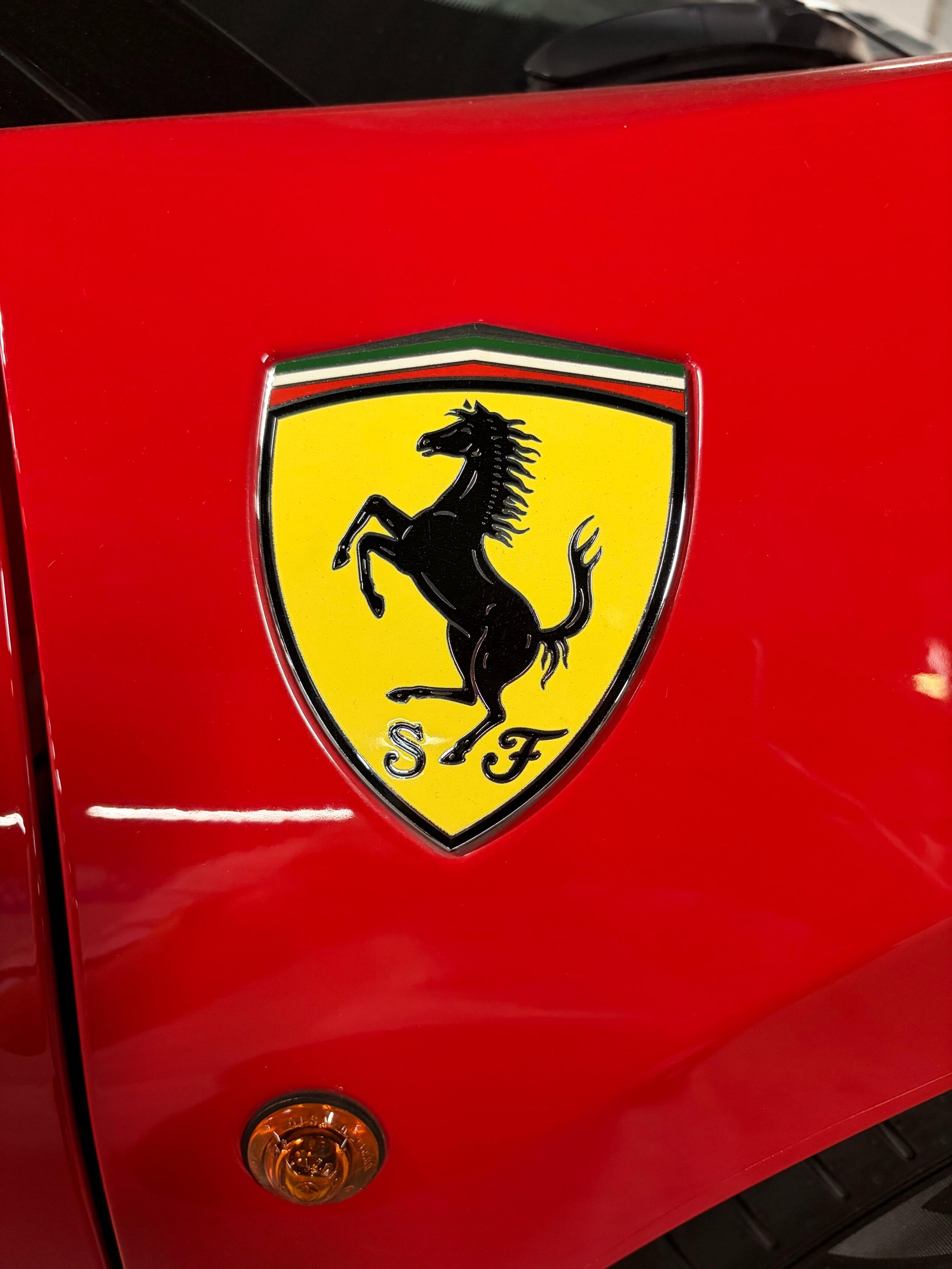 2016 Ferrari 488GTB — Photo 13 / 32
