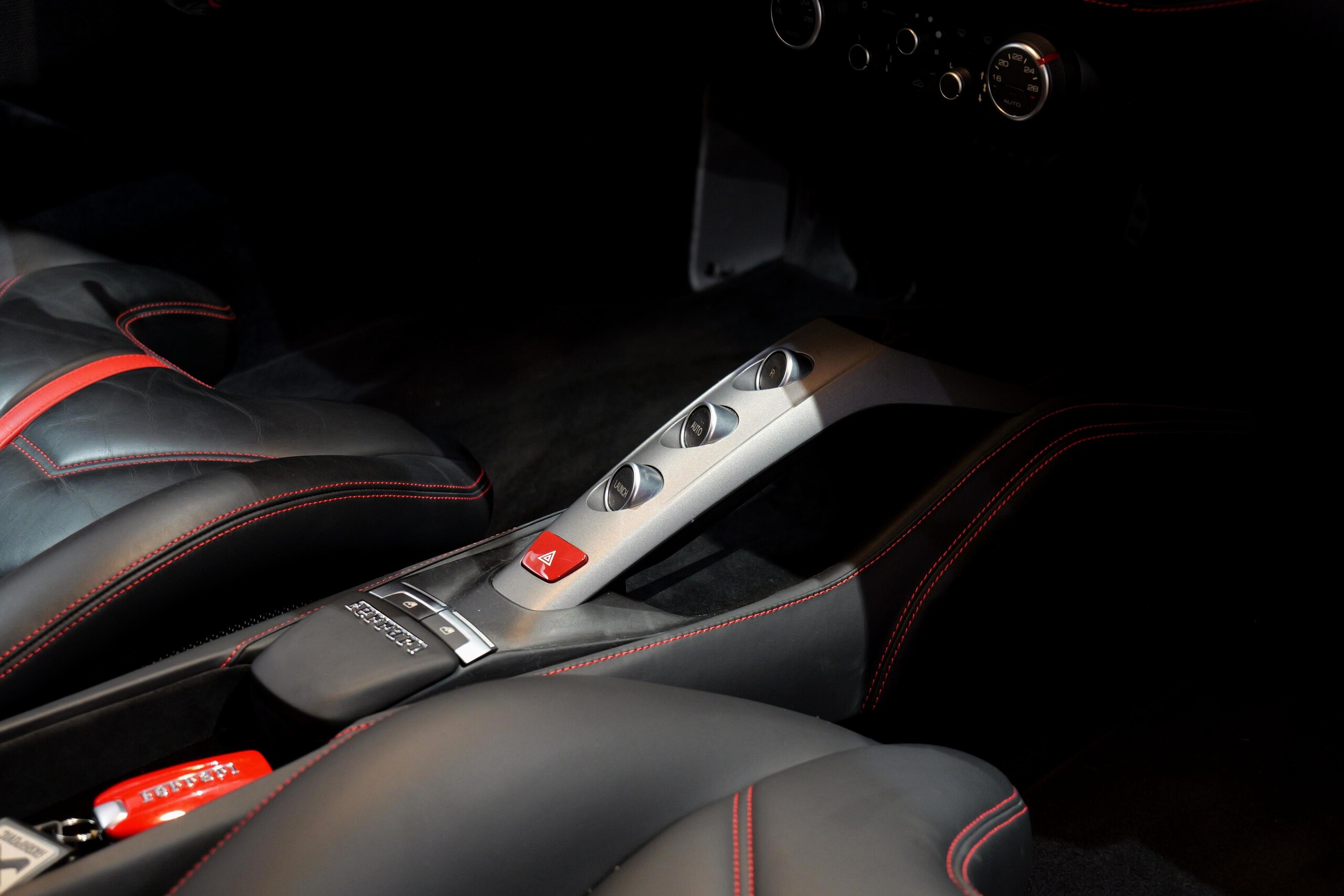 2016 Ferrari 488GTB — Photo 8 / 20