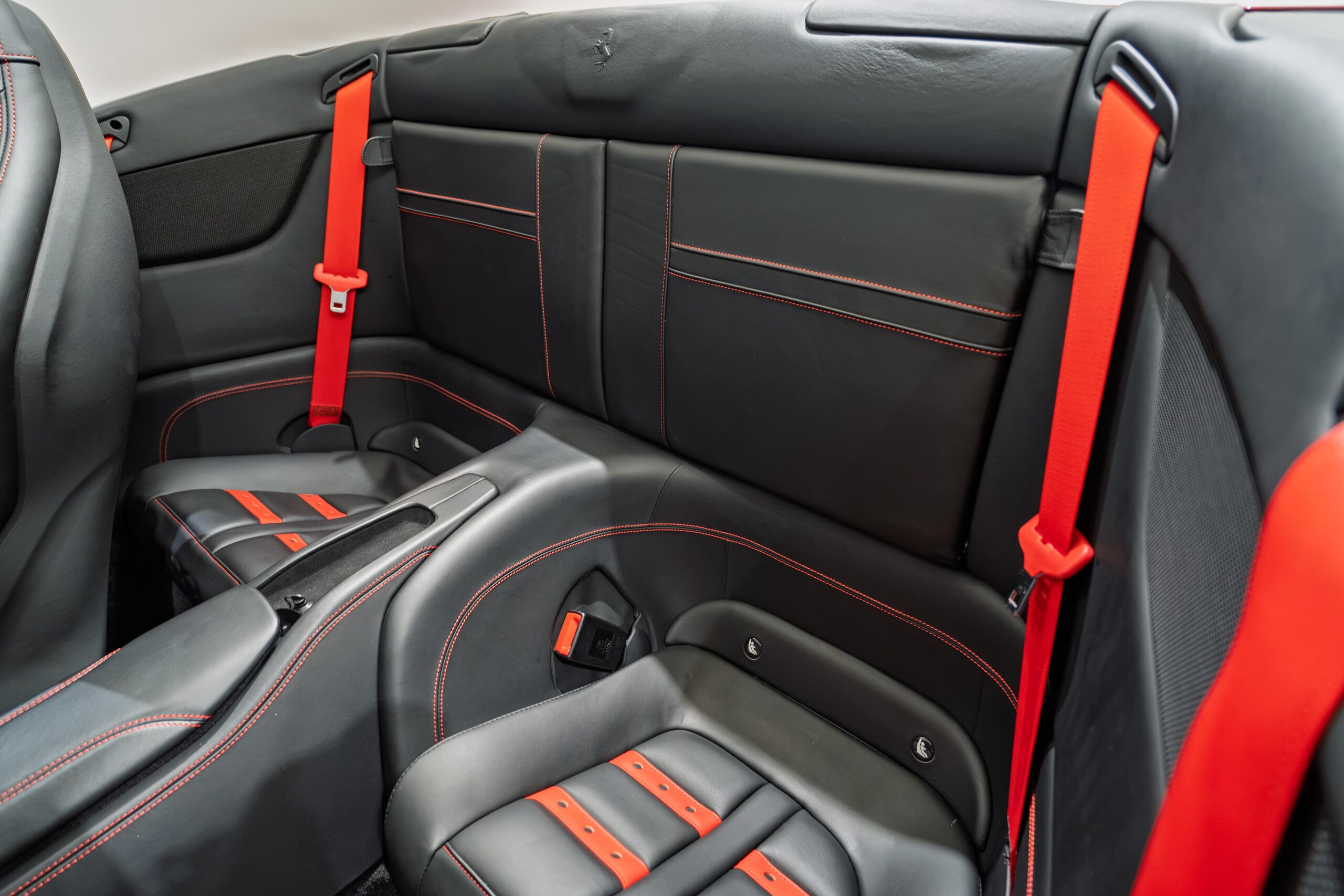 2016 Ferrari California T — Photo 26 / 37