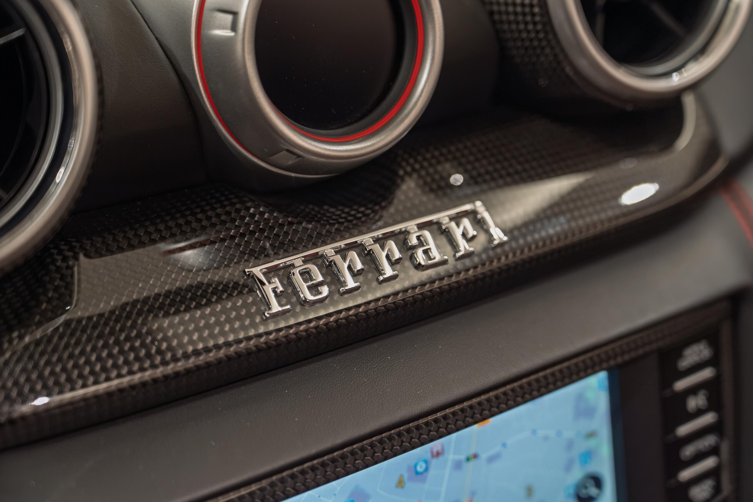 2016 Ferrari California T — Photo 30 / 37