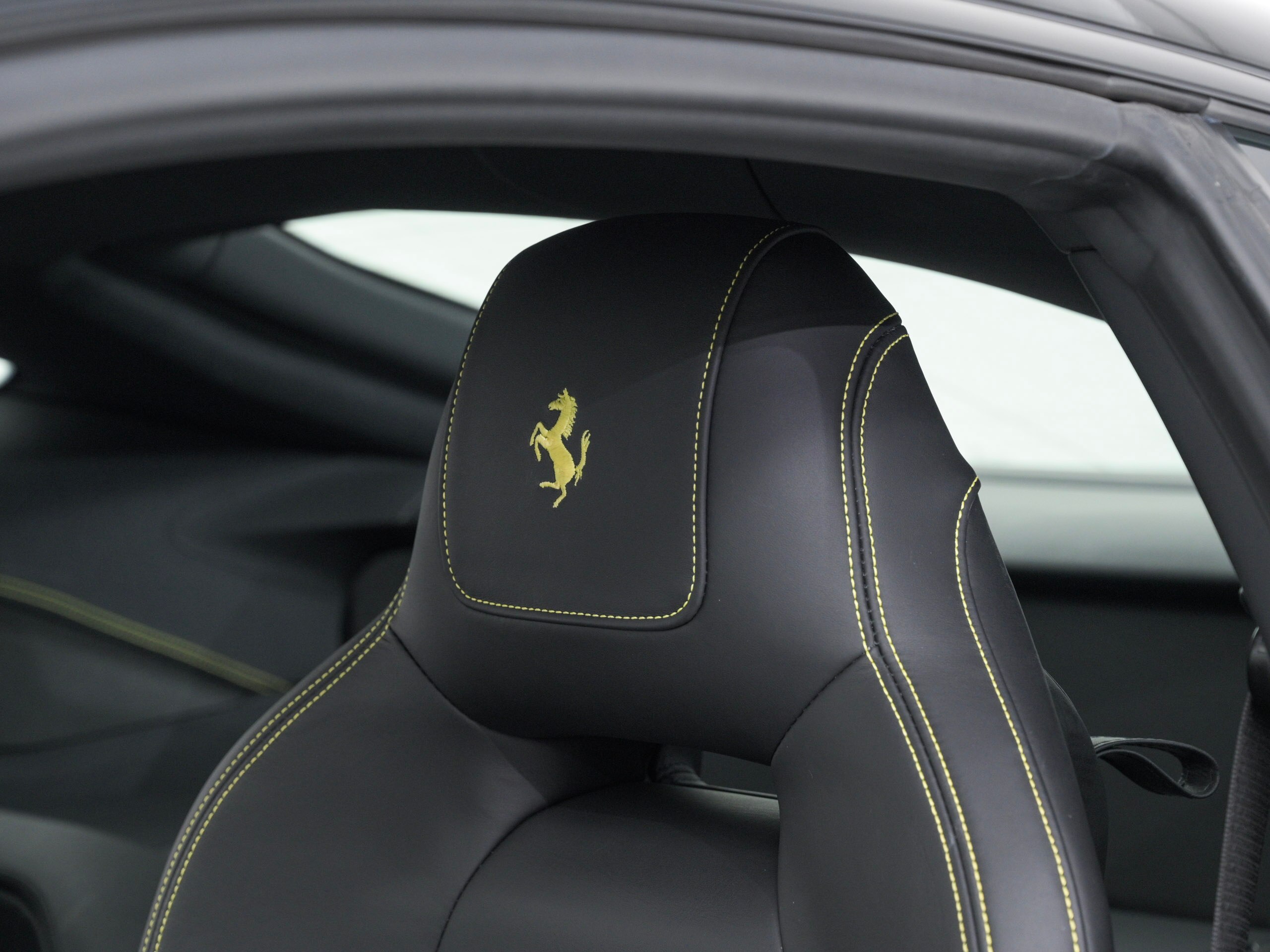 2016 Ferrari F12 Berlinetta — Photo 16 / 27