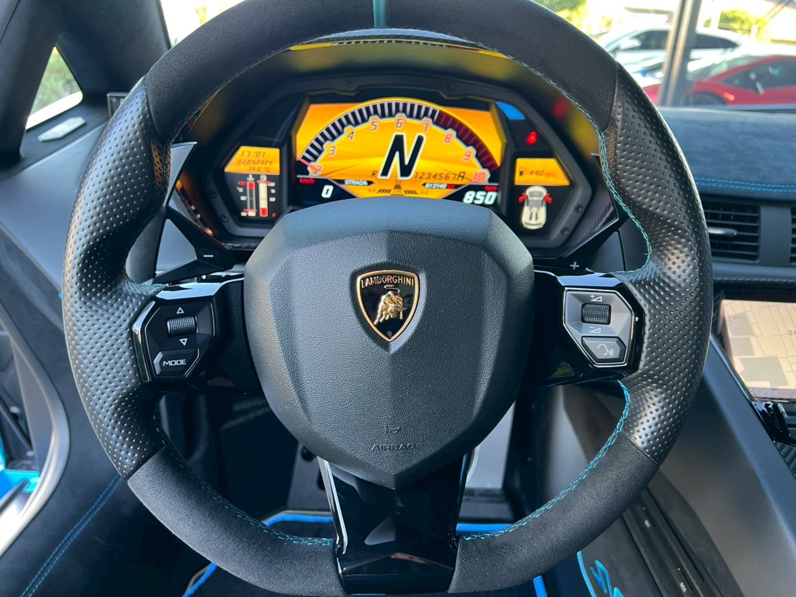 2016 Lamborghini Aventador LP750-4 Superveloce — Photo 7 / 77