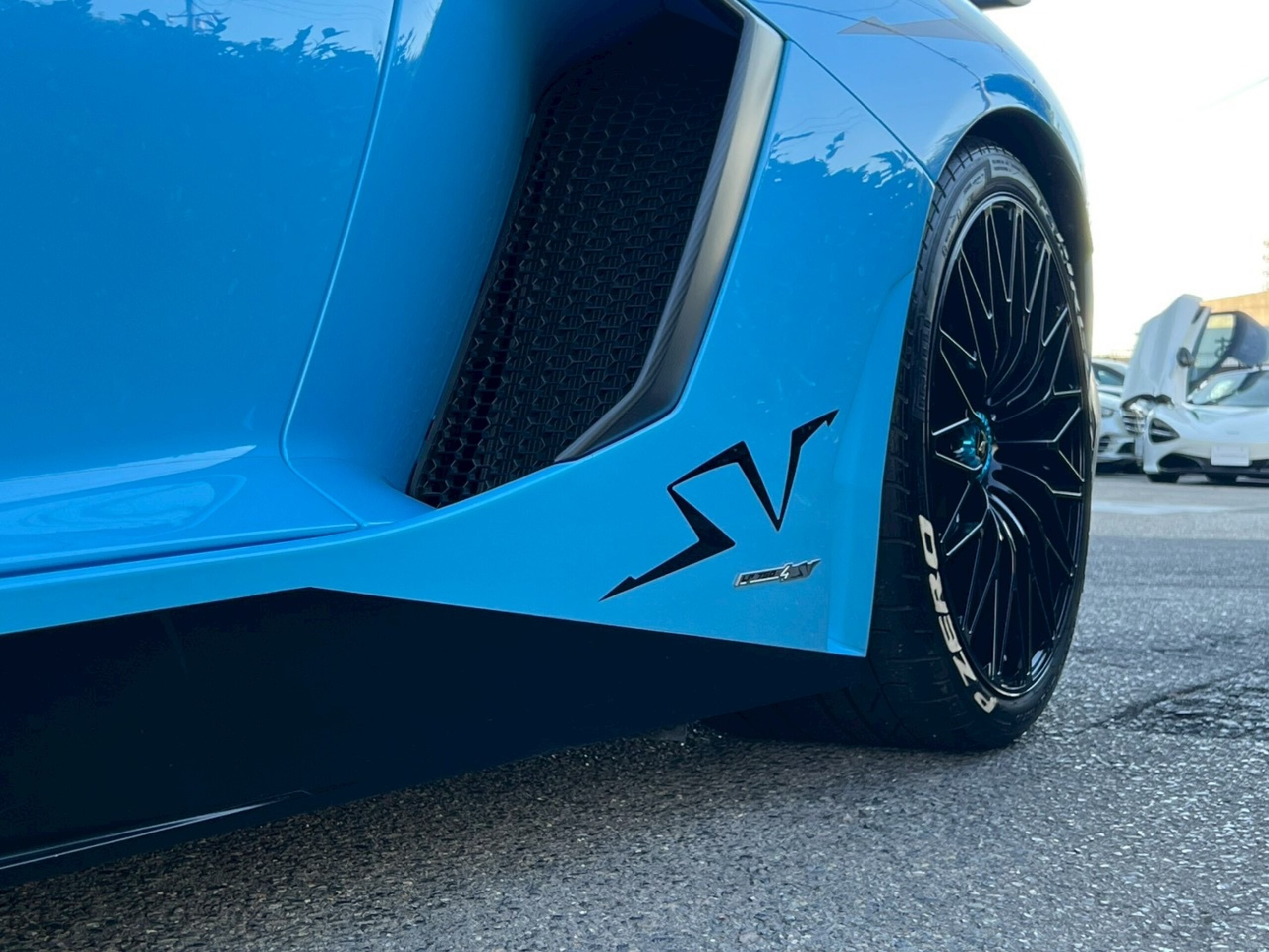 2016 Lamborghini Aventador LP750-4 Superveloce — Photo 21 / 77