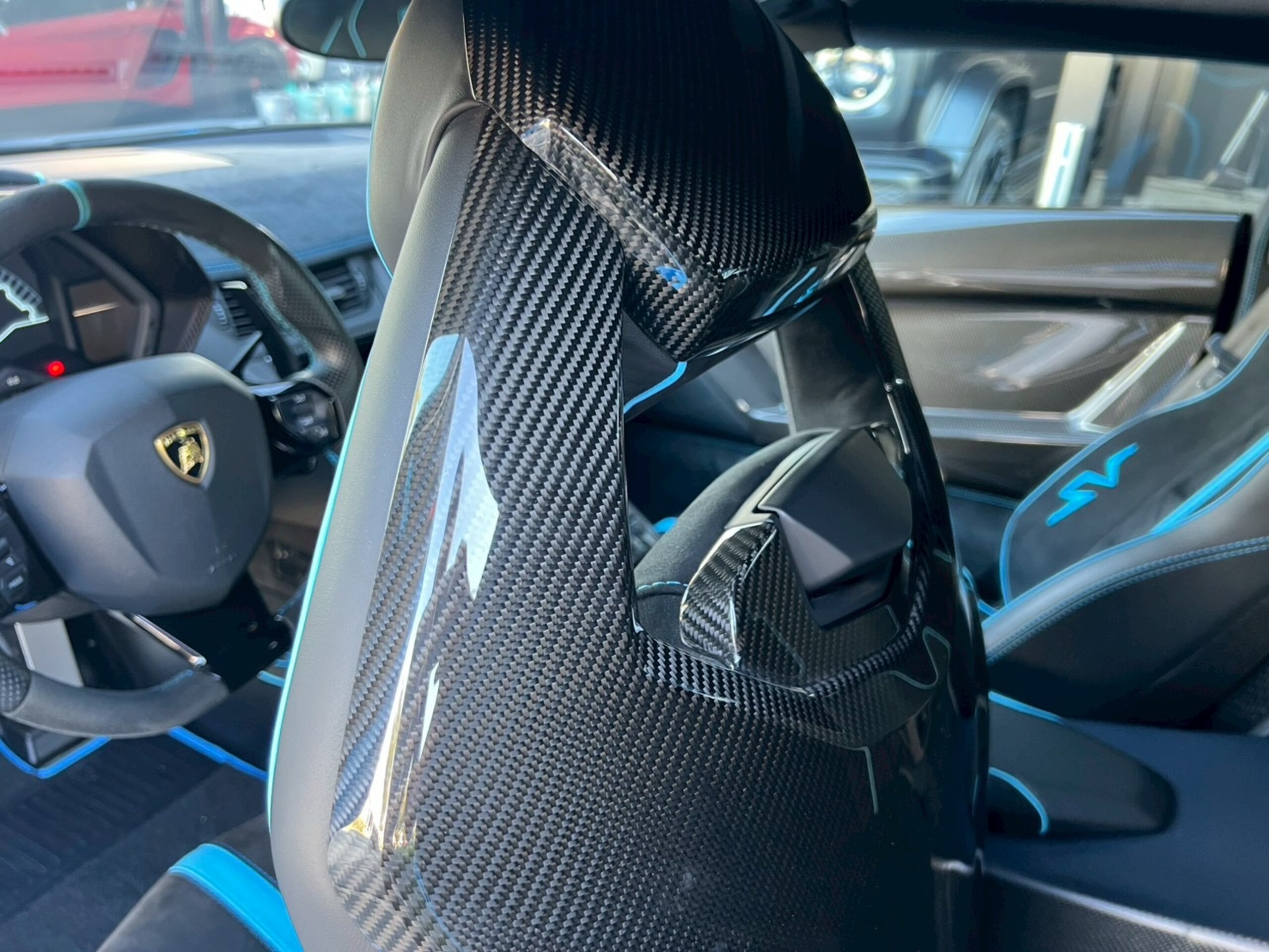 2016 Lamborghini Aventador LP750-4 Superveloce — Photo 43 / 77