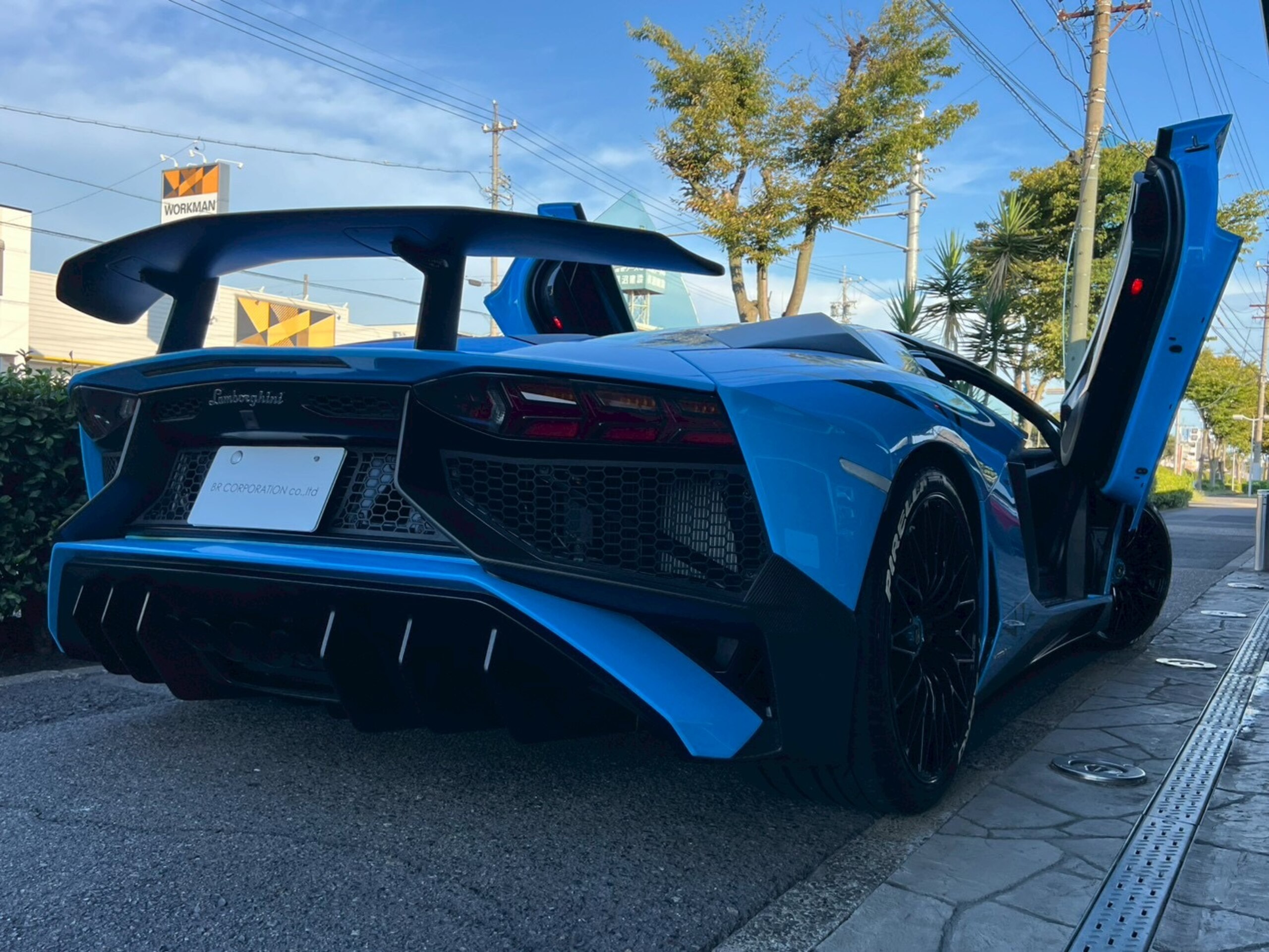2016 Lamborghini Aventador LP750-4 Superveloce — Photo 64 / 77