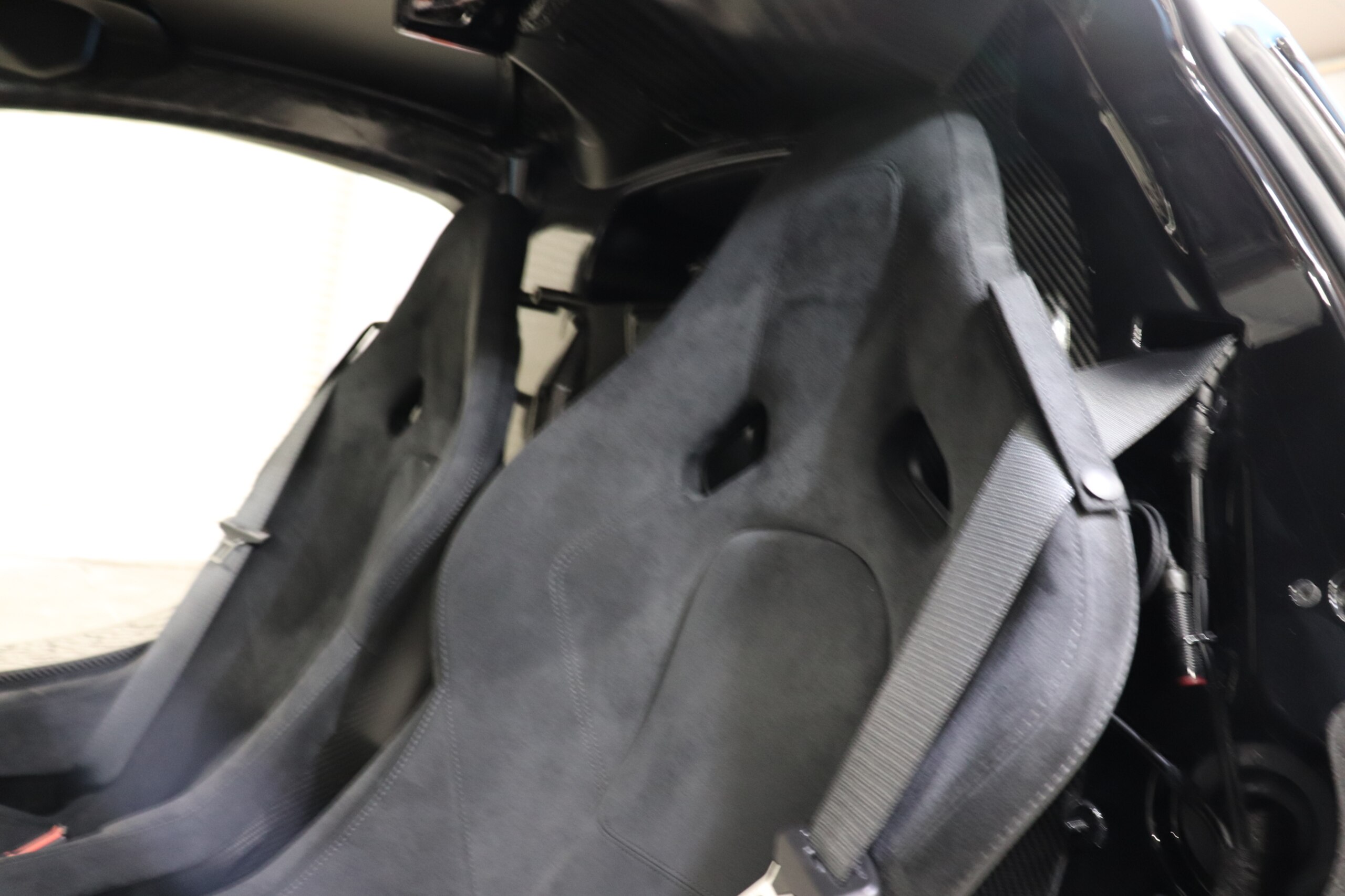 2016 McLaren P1 GTR — Photo 10 / 39