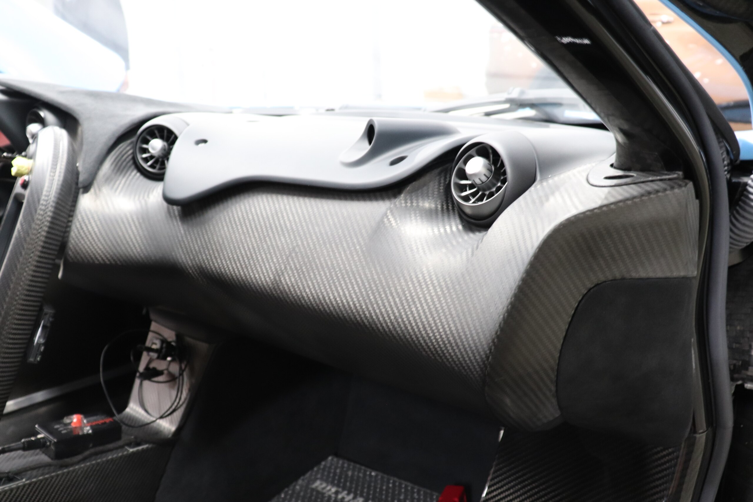 2016 McLaren P1 GTR — Photo 12 / 39