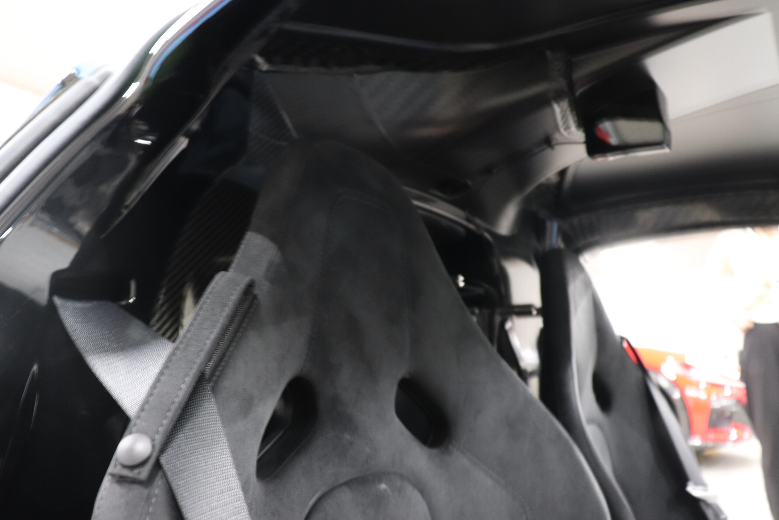 2016 McLaren P1 GTR — Photo 13 / 39