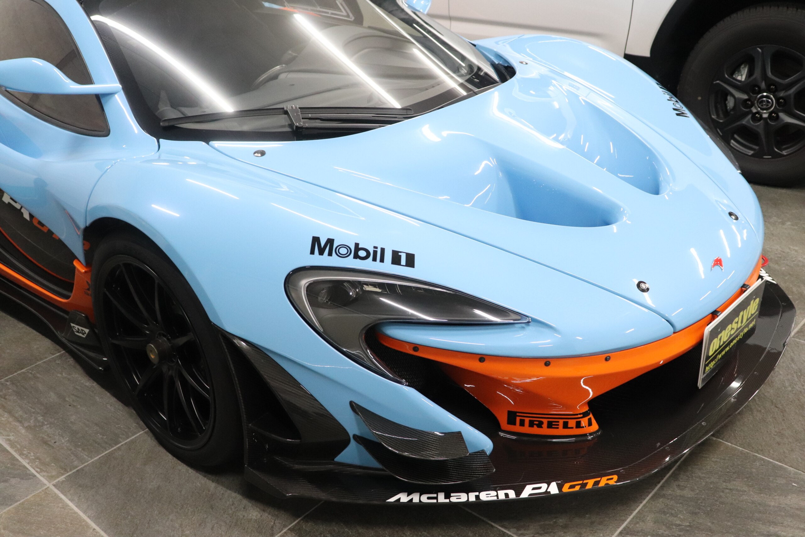 2016 McLaren P1 GTR — Photo 23 / 39