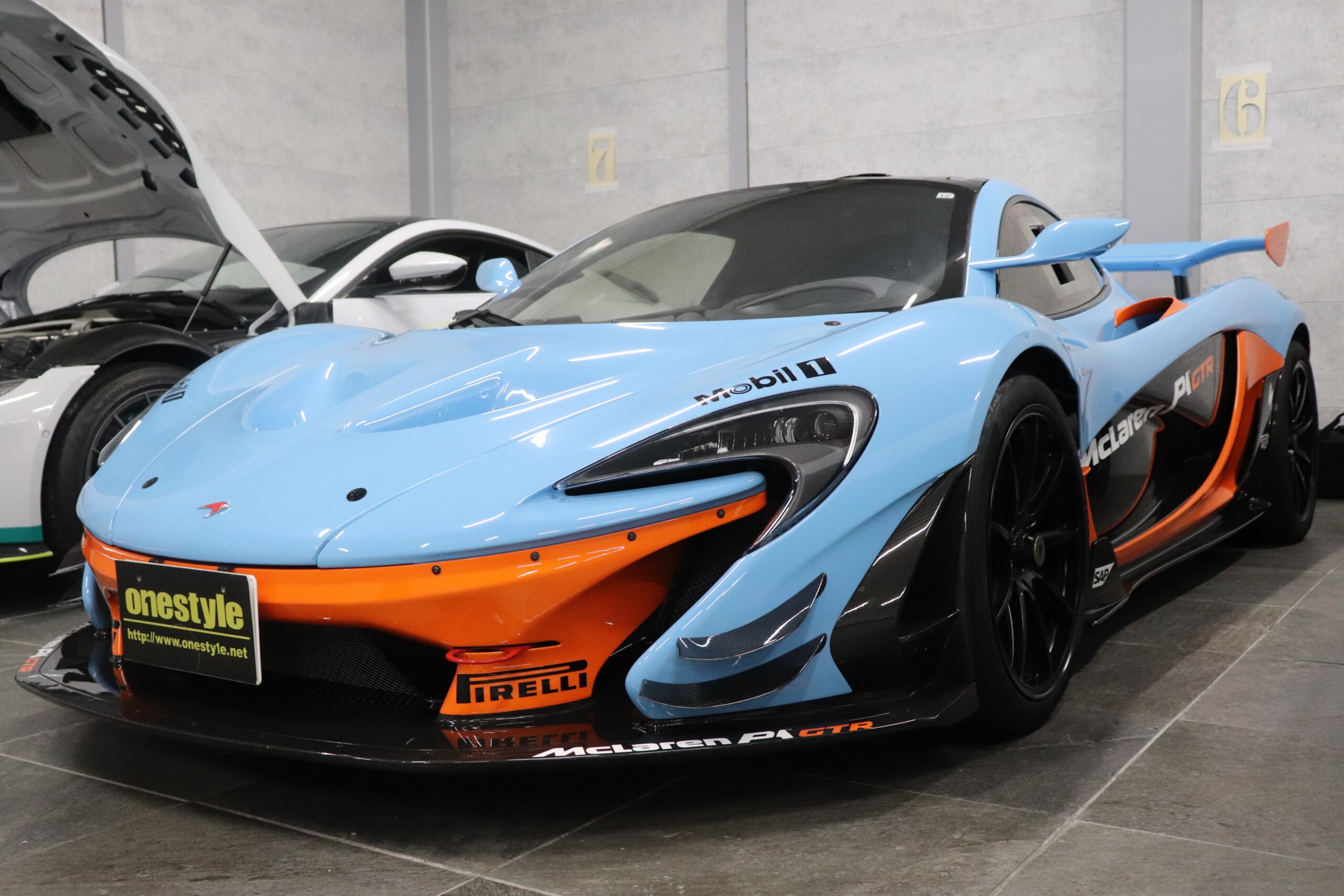 2016 McLaren P1 GTR — Photo 25 / 39
