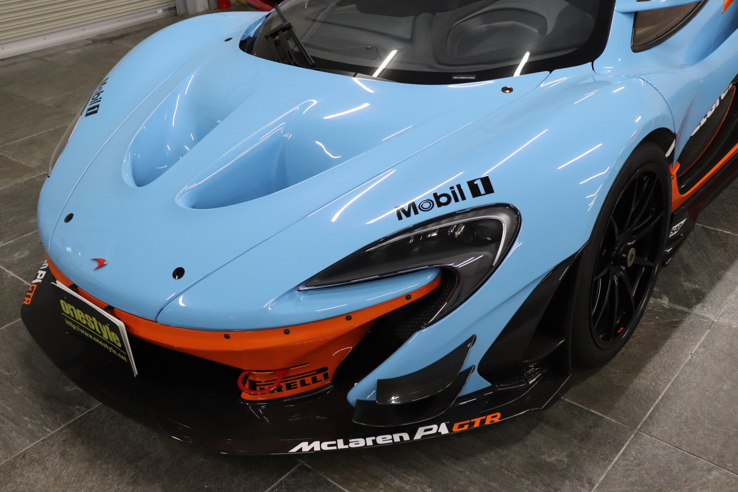 2016 McLaren P1 GTR — Photo 28 / 39