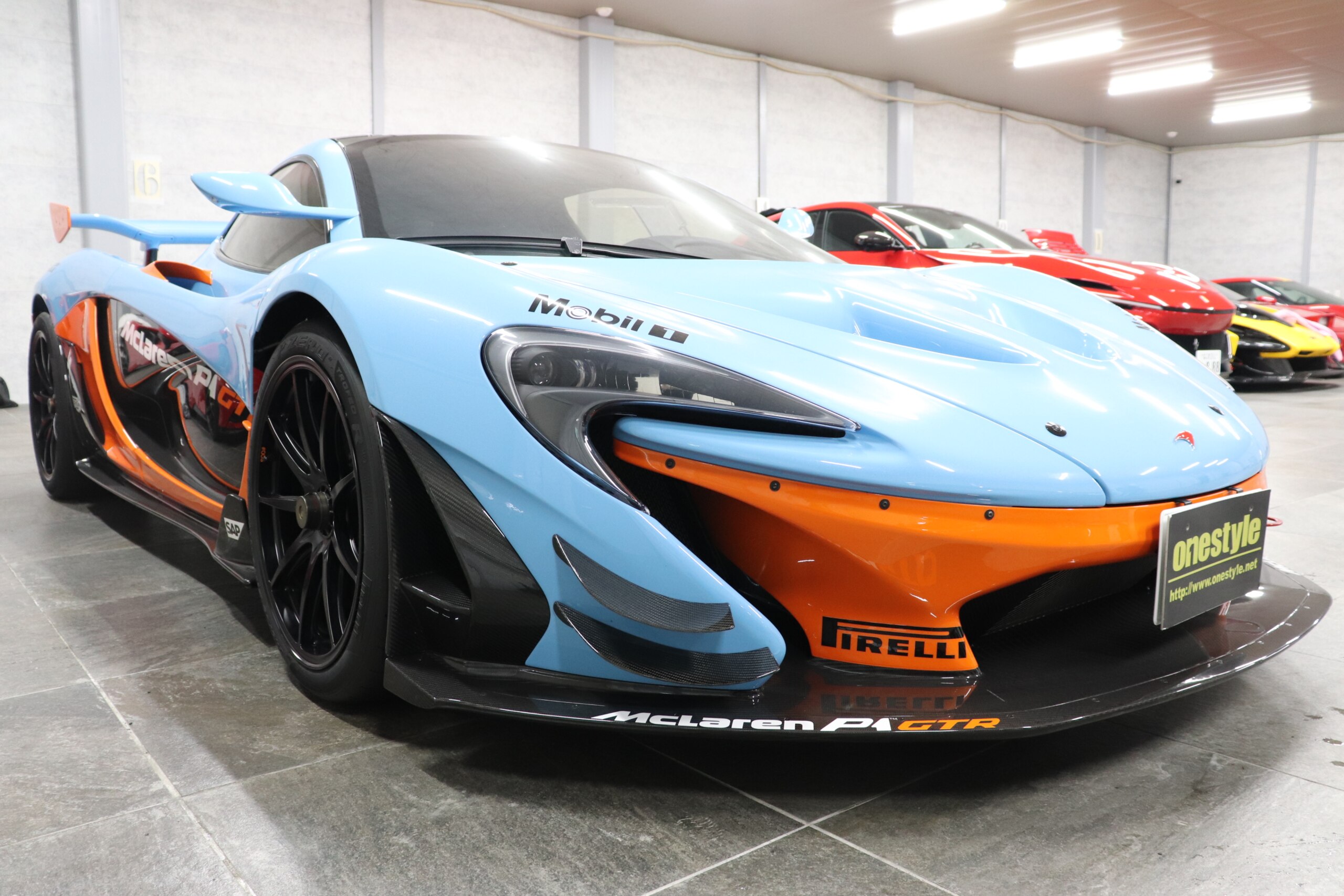 2016 McLaren P1 GTR — Photo 32 / 39
