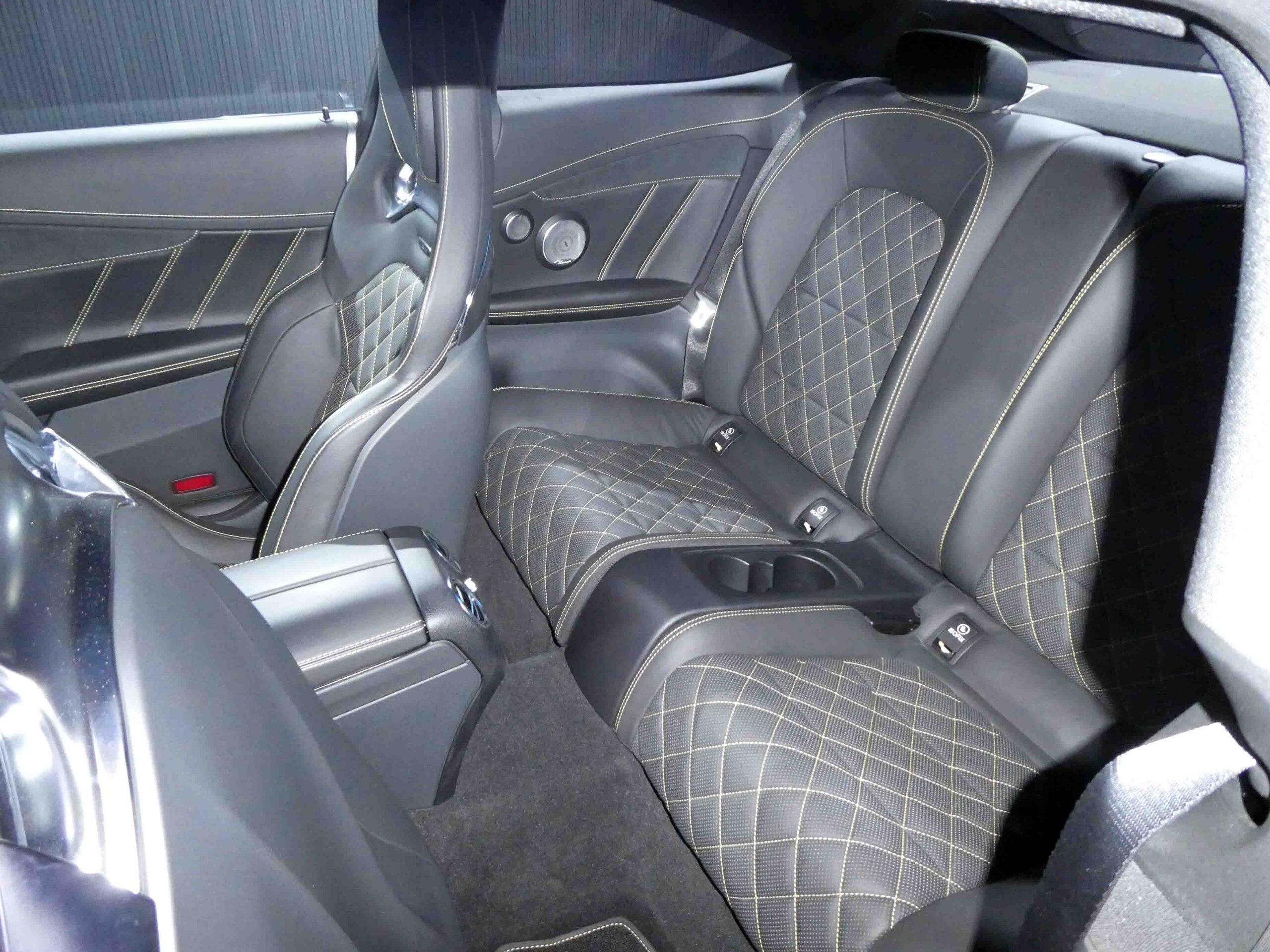 2016 Mercedes Benz AMG C63 S Edition — Photo 9 / 19