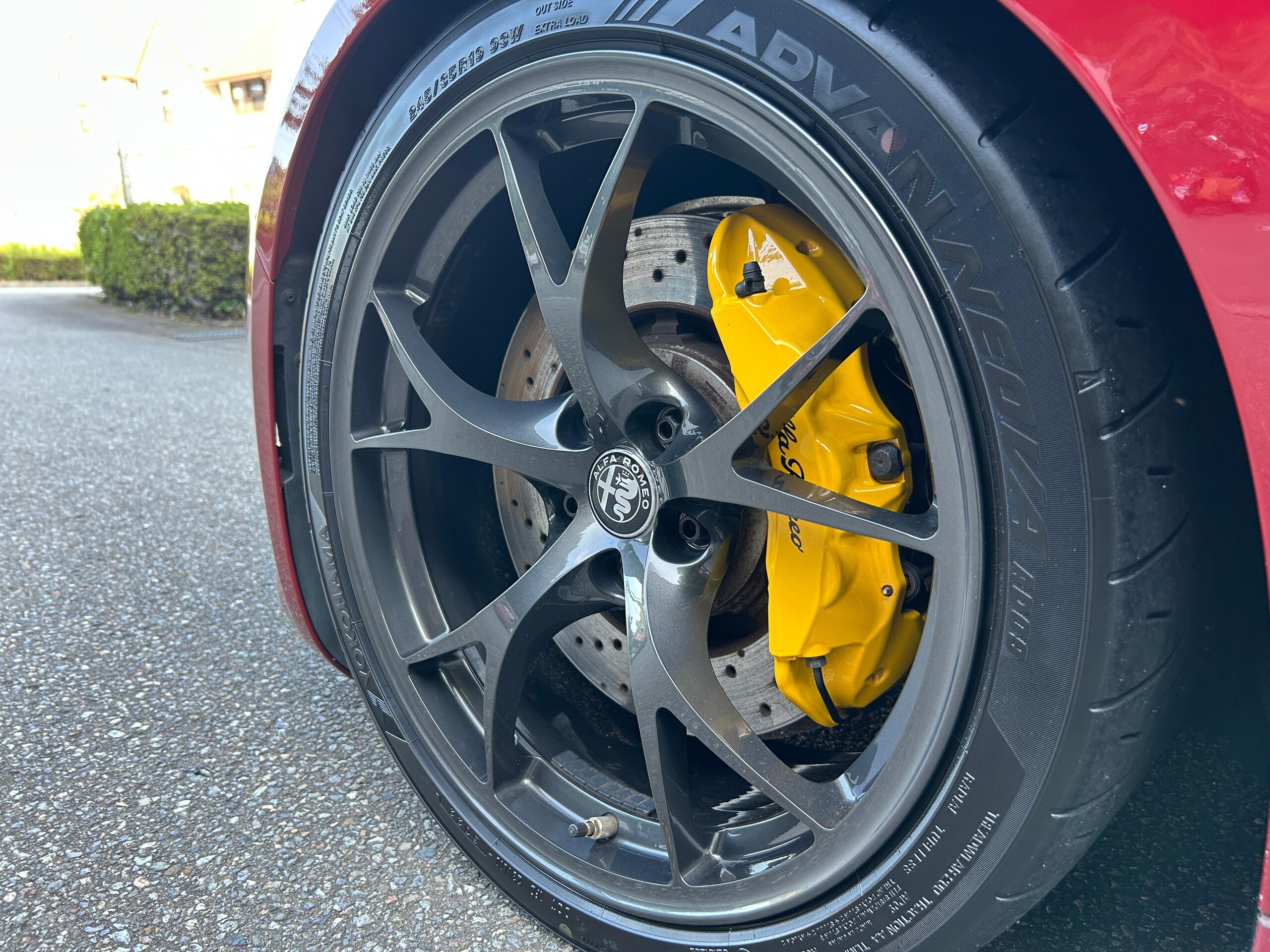 2017 Alfa Romeo Giulia Quadrifoglio — Photo 13 / 19