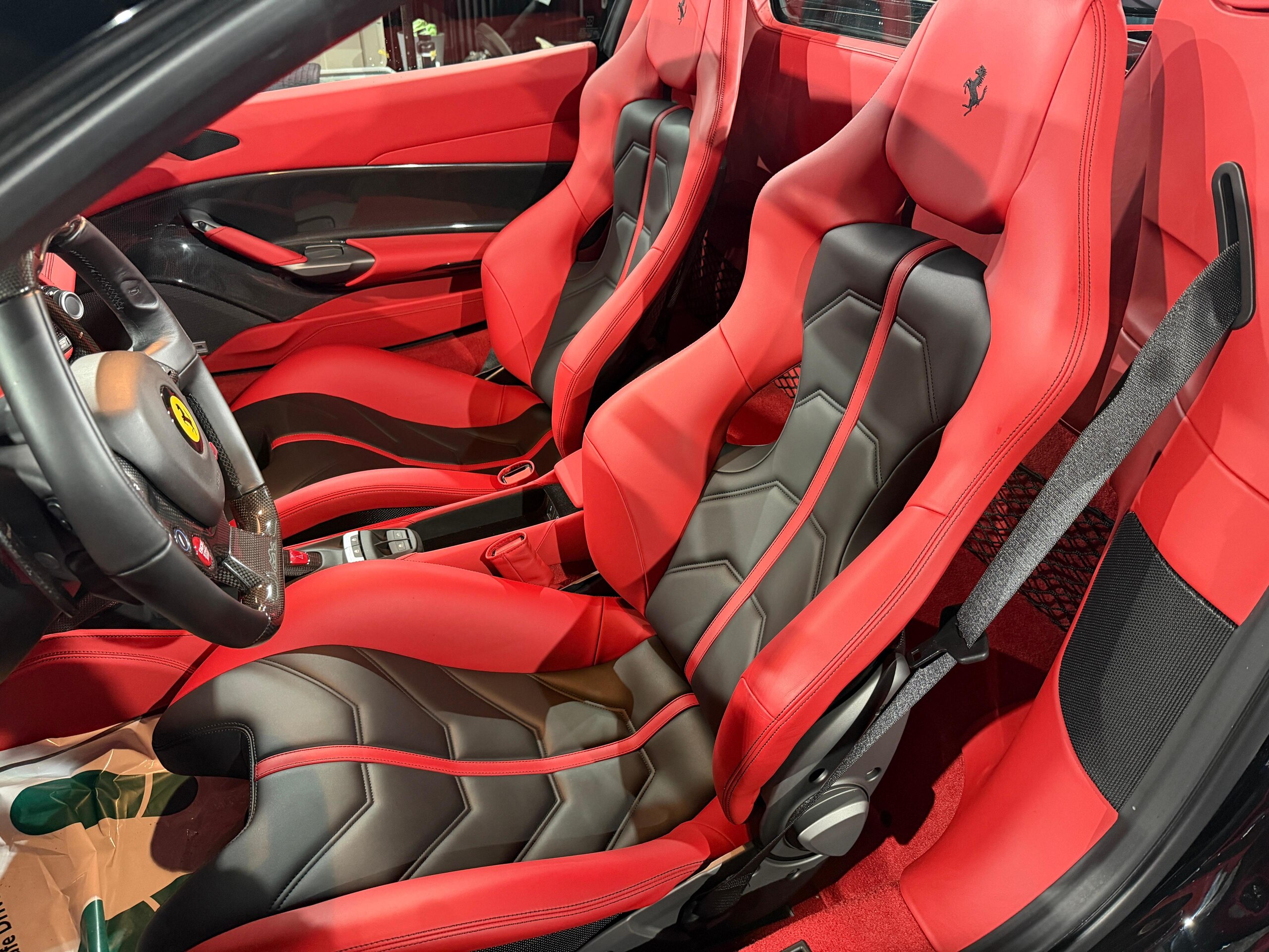 2017 Ferrari 488 Spider — Photo 6 / 53