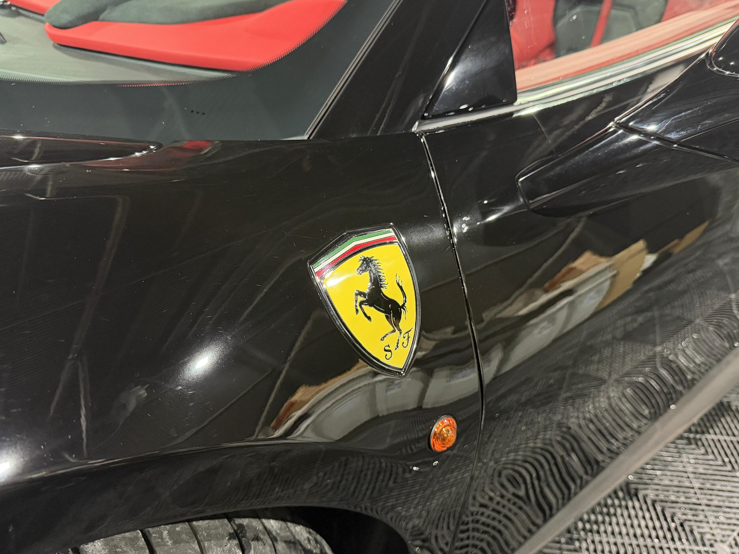 2017 Ferrari 488 Spider — Photo 19 / 53