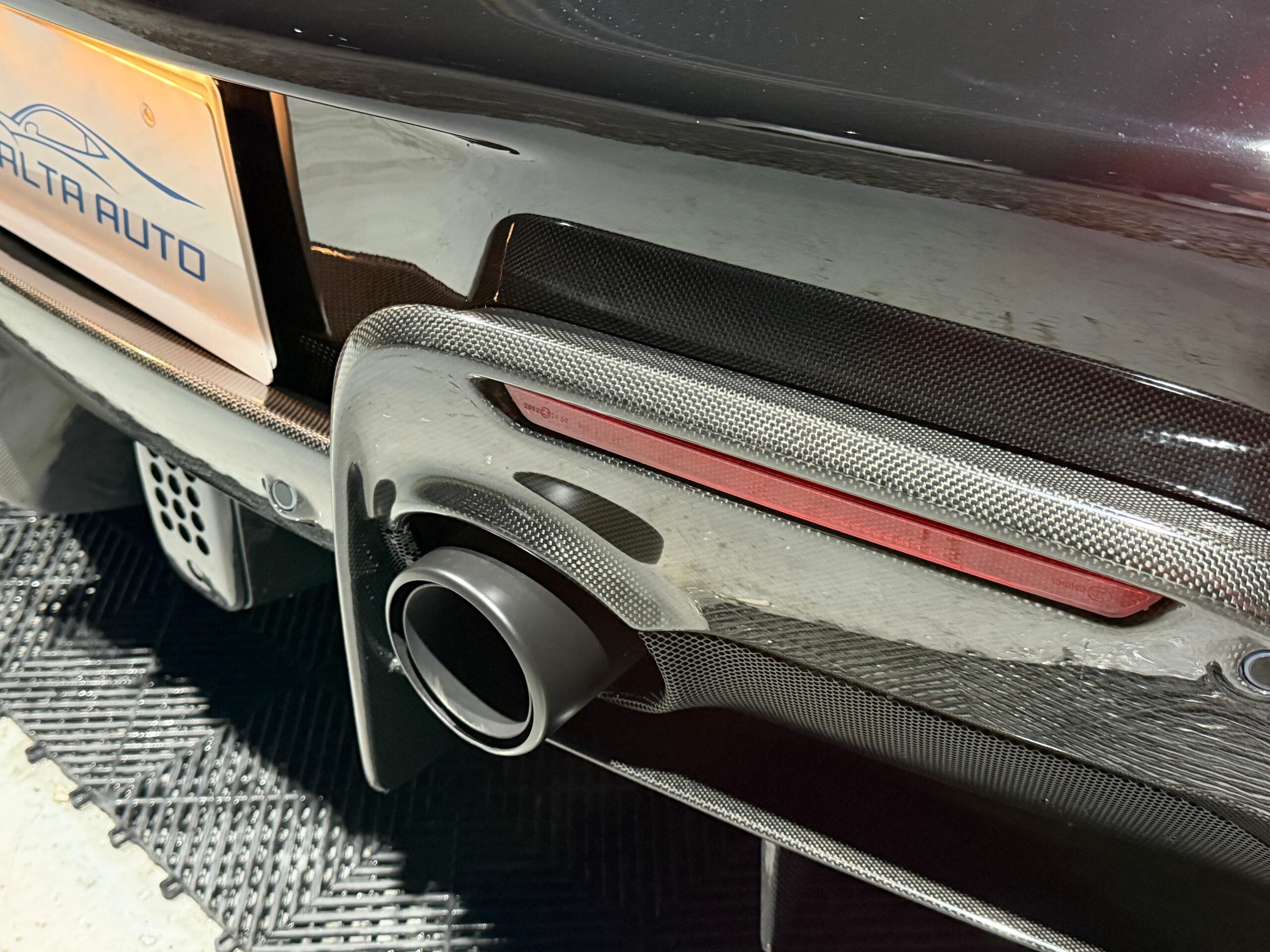 2017 Ferrari 488 Spider — Photo 25 / 53