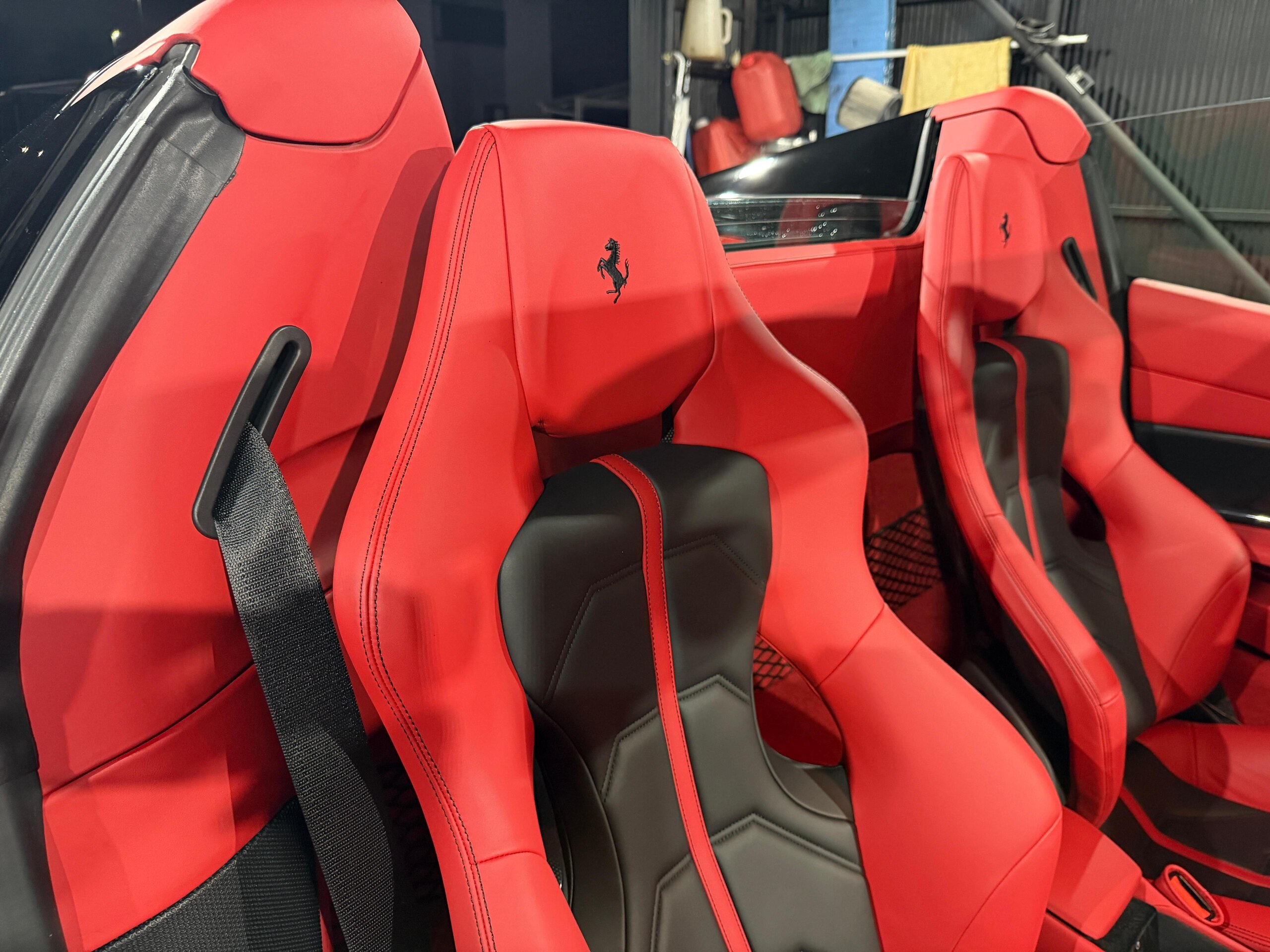 2017 Ferrari 488 Spider — Photo 39 / 53