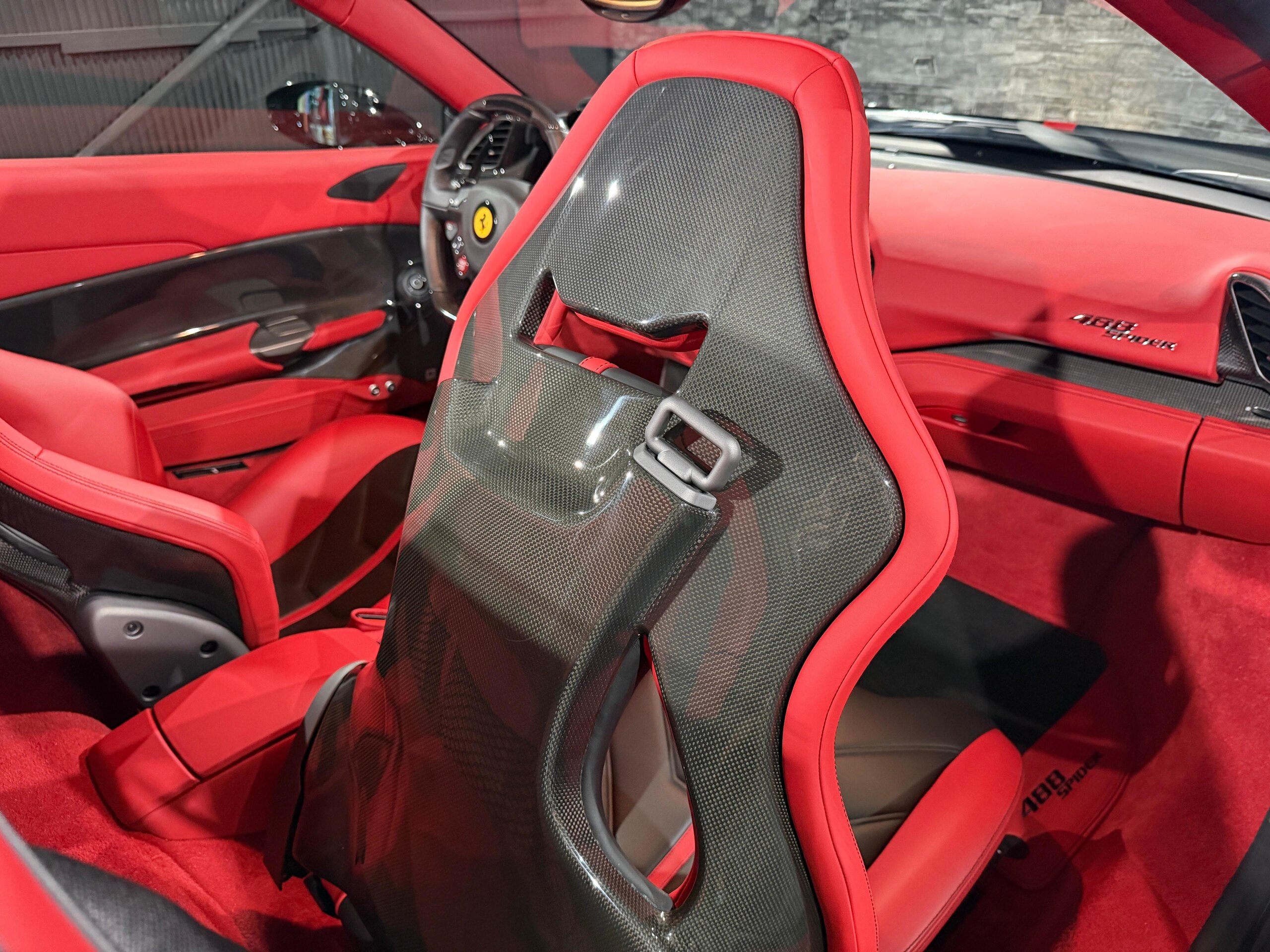 2017 Ferrari 488 Spider — Photo 40 / 53