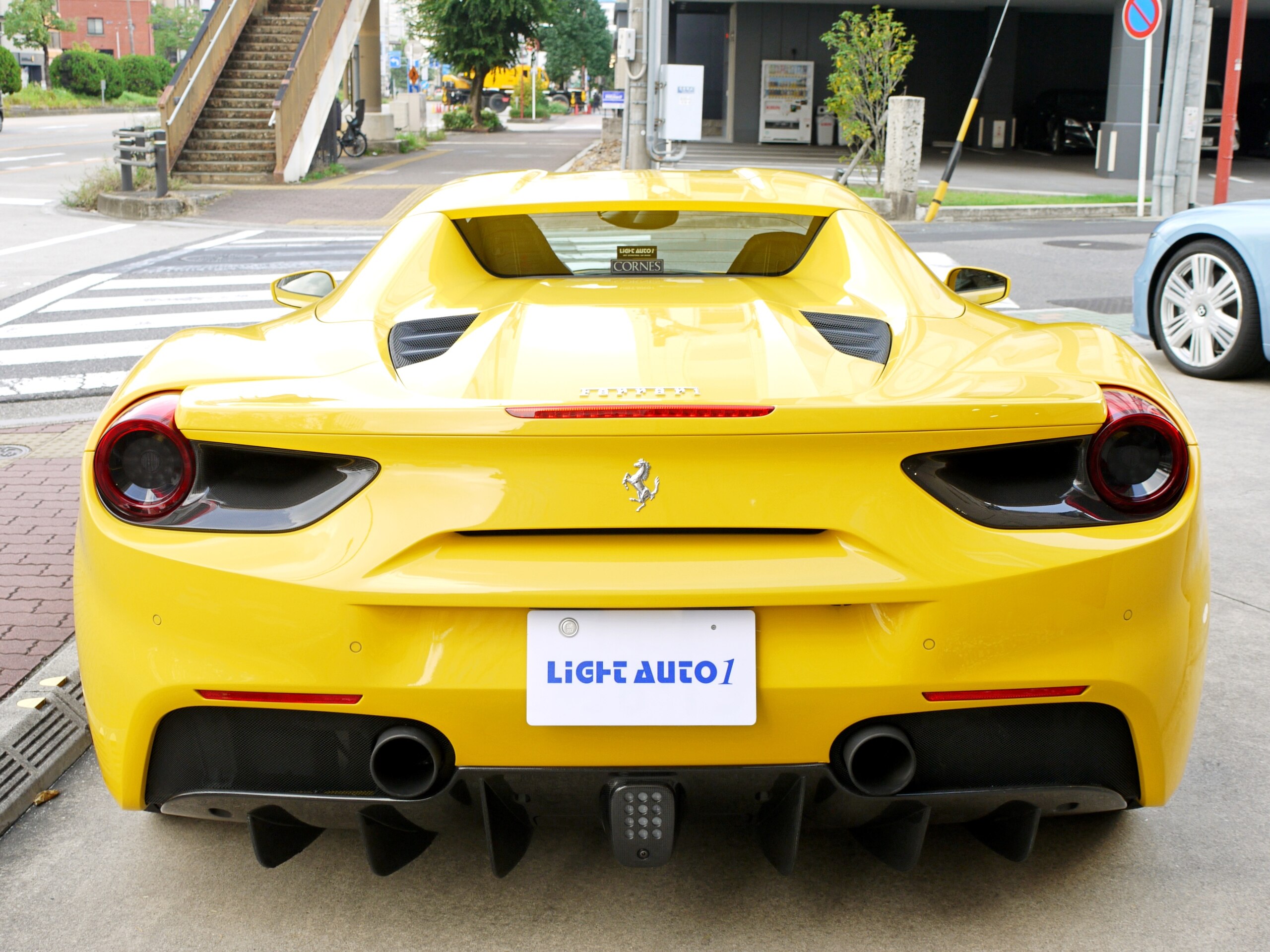2017 Ferrari 488 Spider — Photo 12 / 20