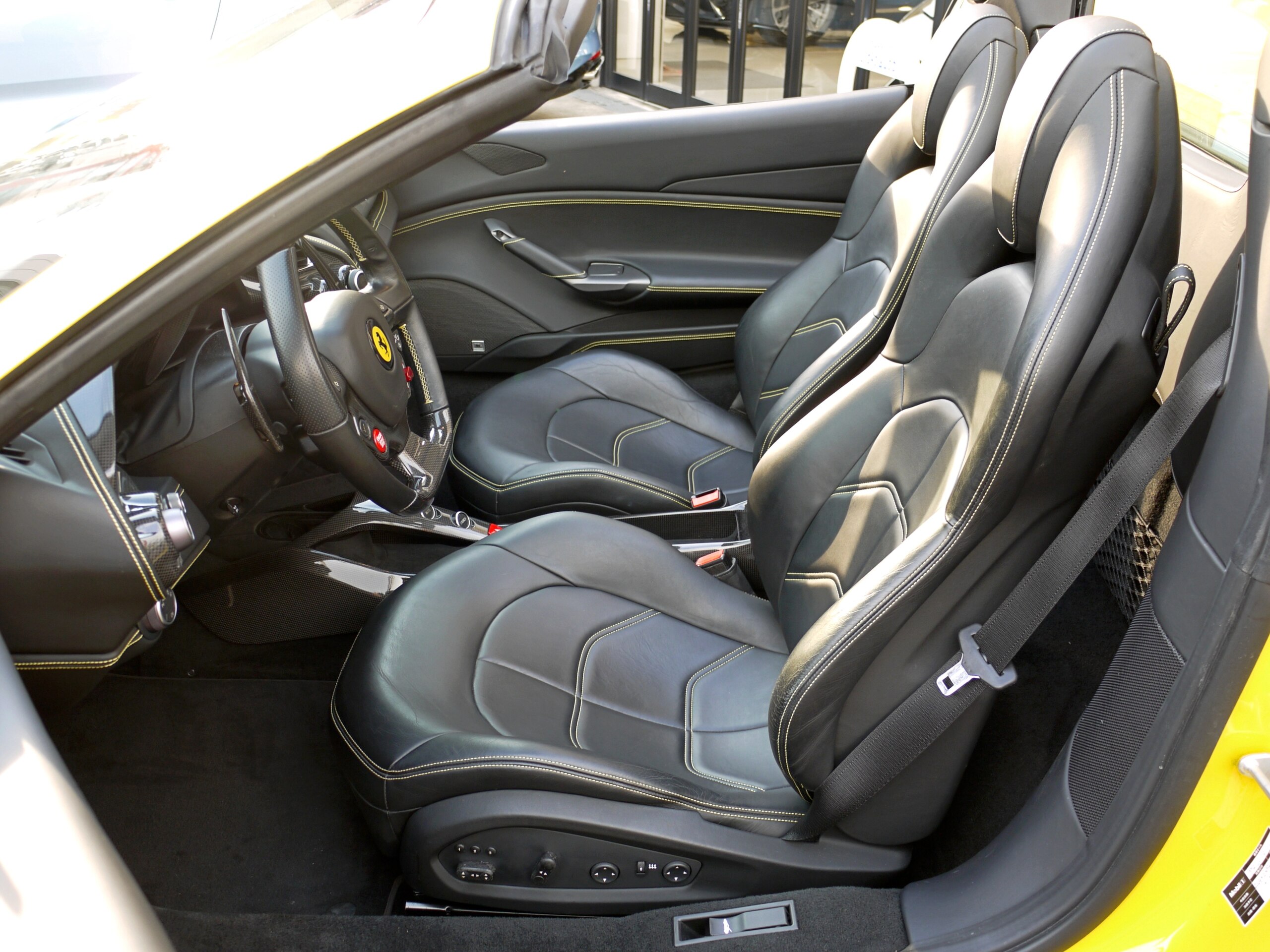 2017 Ferrari 488 Spider — Photo 14 / 20