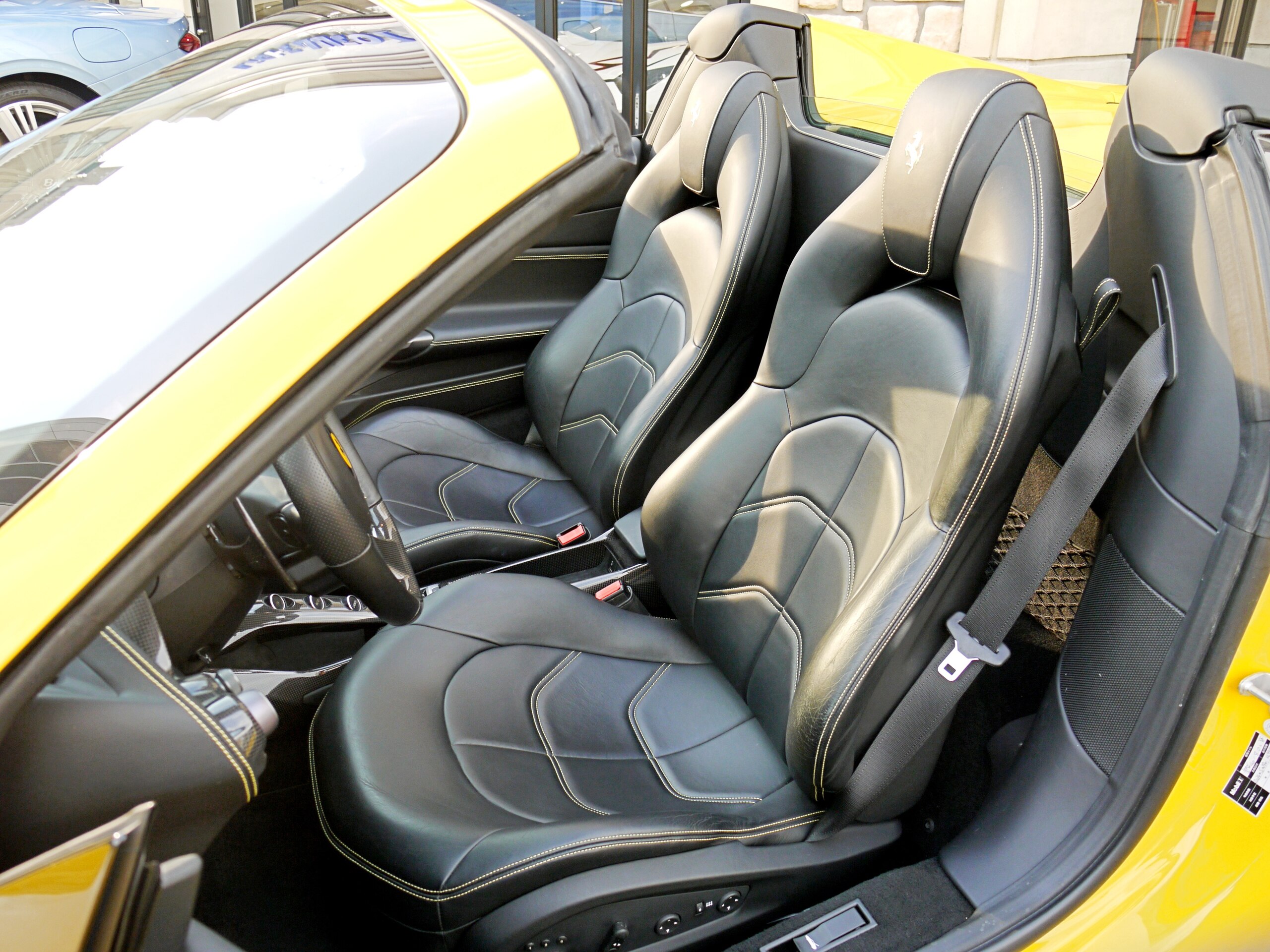 2017 Ferrari 488 Spider — Photo 15 / 20
