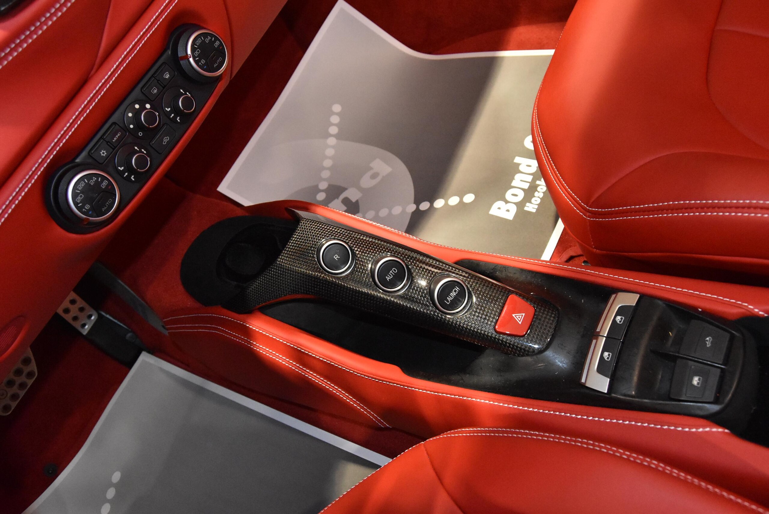 2017 Ferrari 488 Spider — Photo 10 / 30