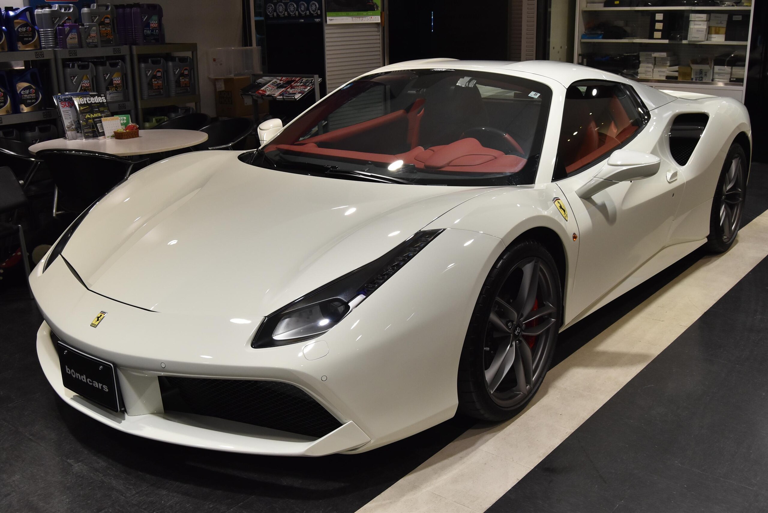 2017 Ferrari 488 Spider — Photo 12 / 30