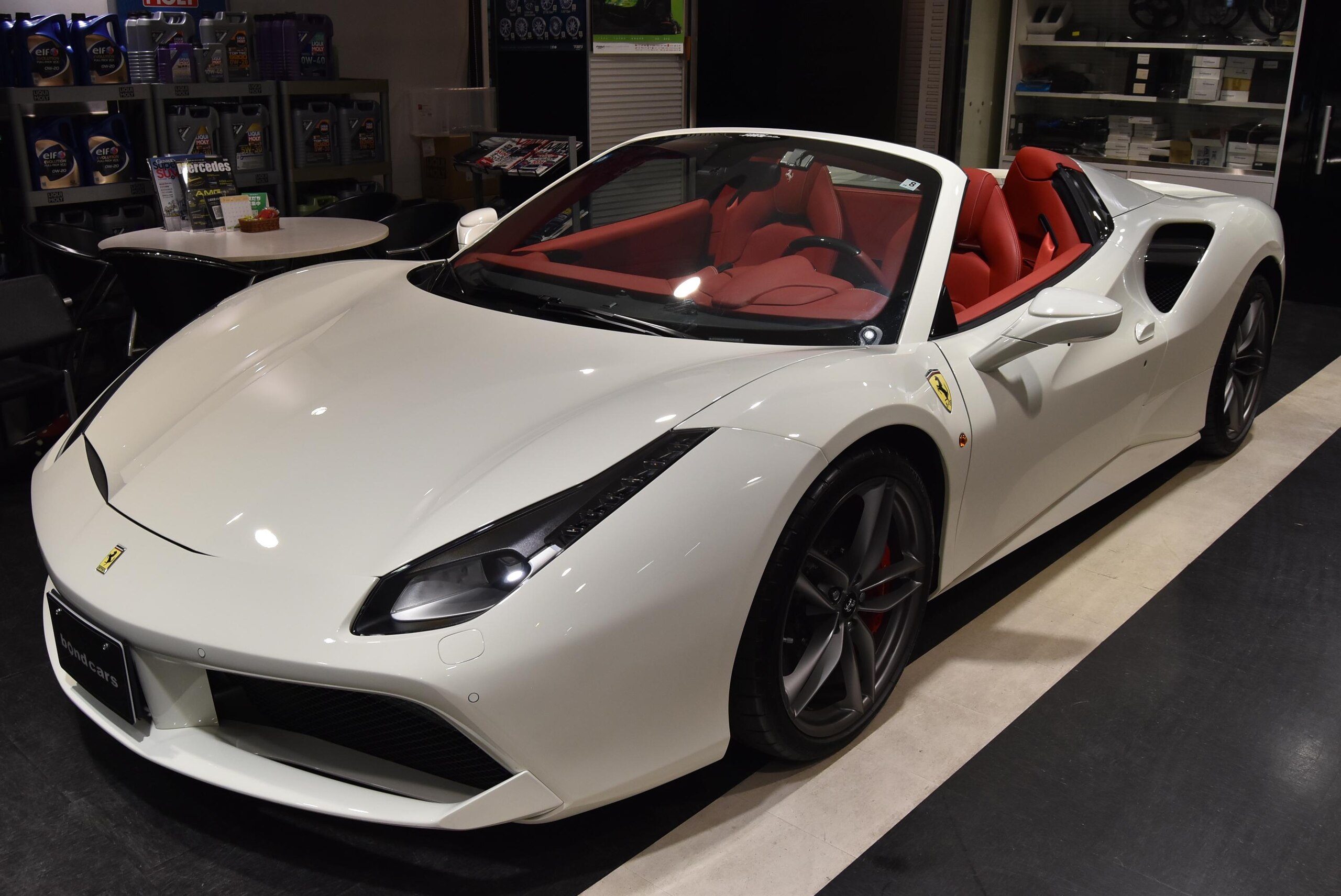 2017 Ferrari 488 Spider — Photo 20 / 30