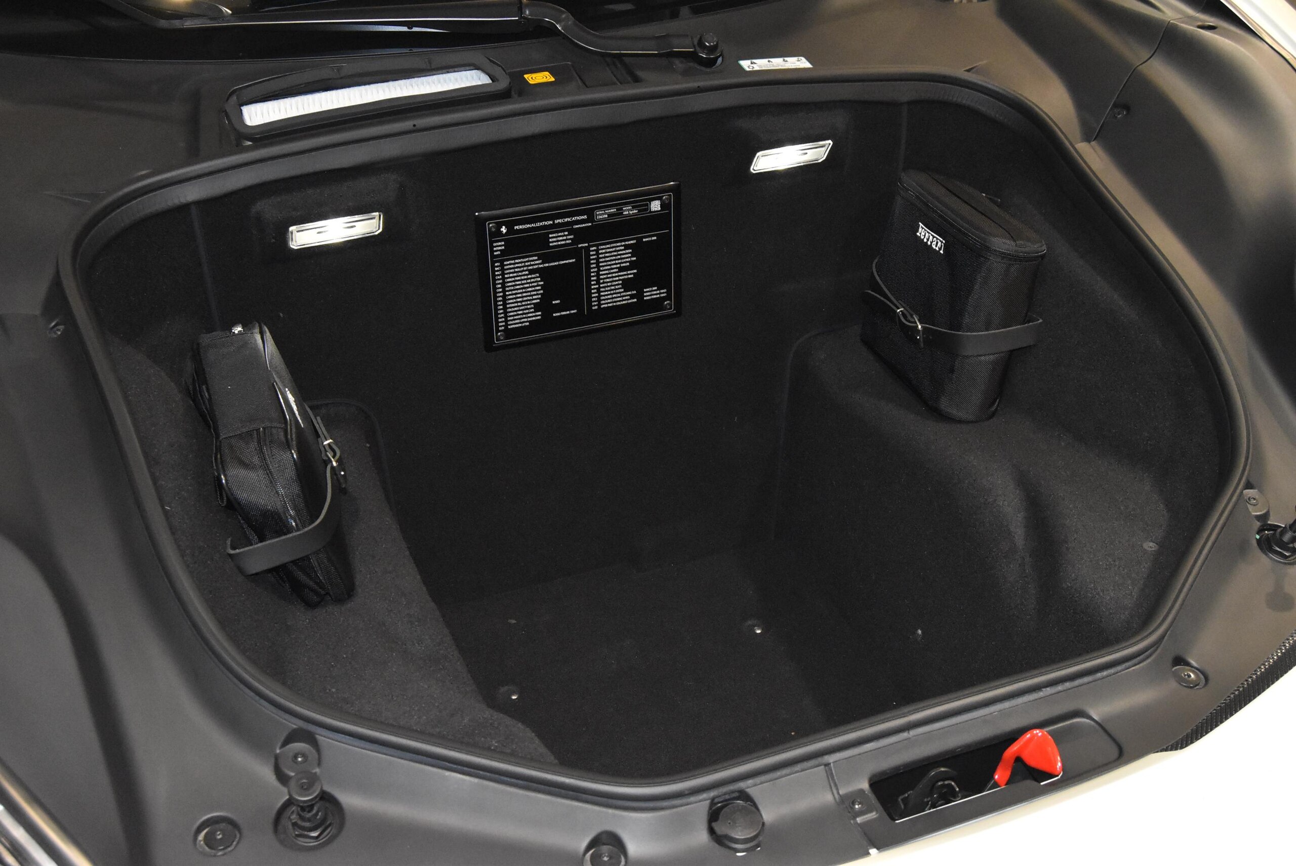 2017 Ferrari 488 Spider — Photo 27 / 30