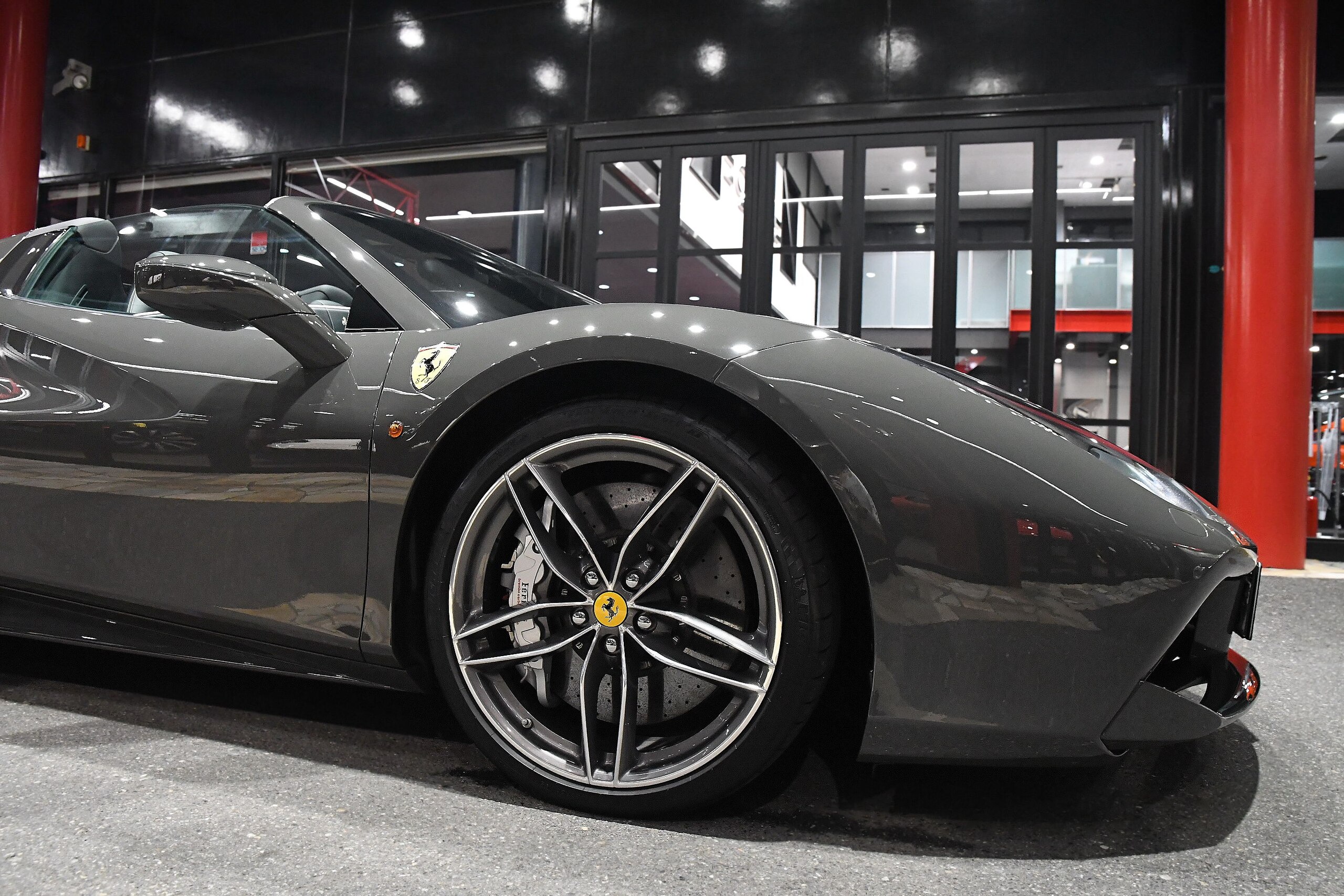 2017 Ferrari 488 Spider — Photo 13 / 51