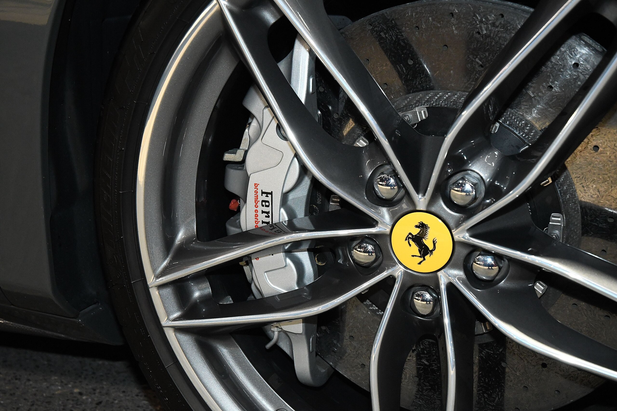 2017 Ferrari 488 Spider — Photo 51 / 51