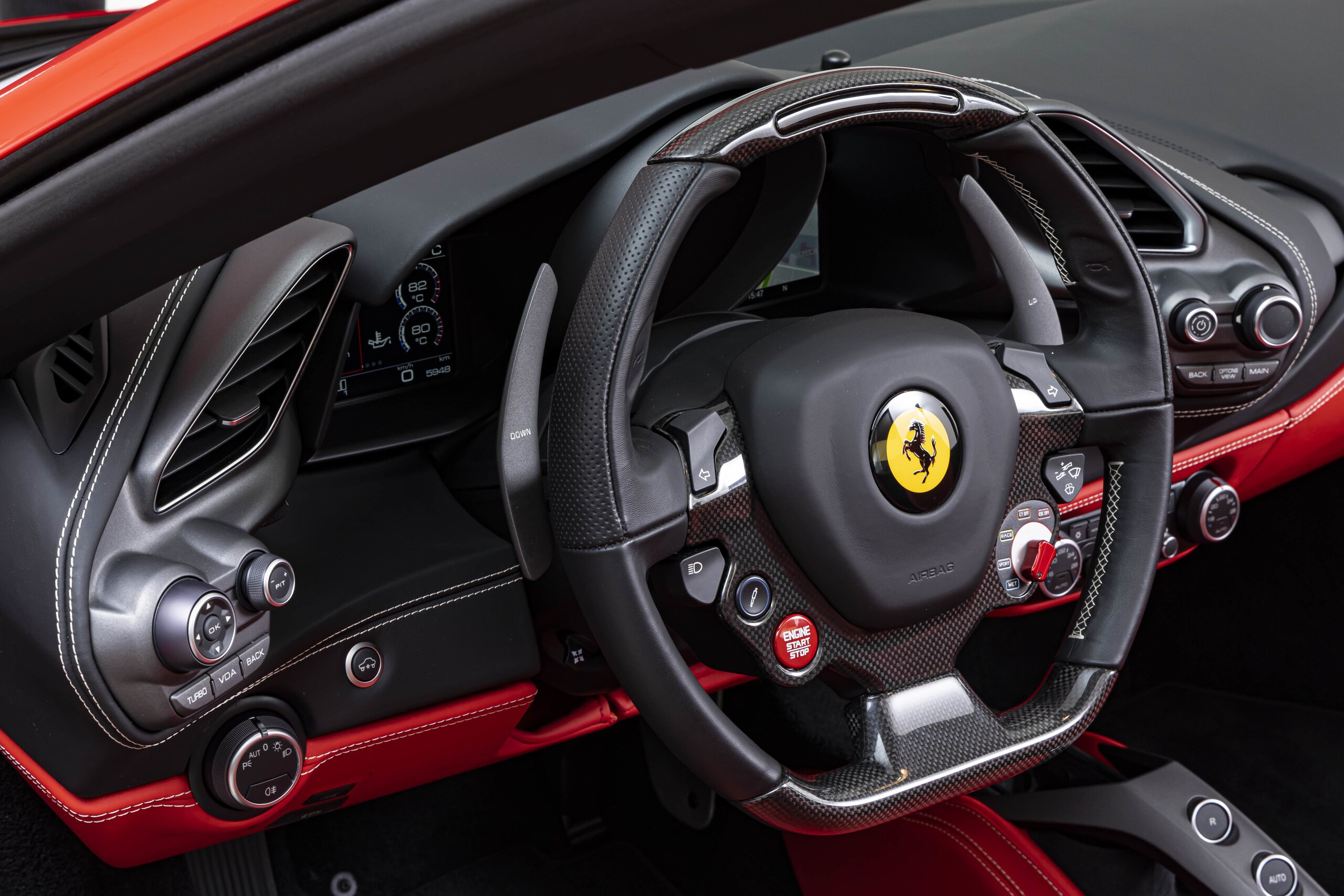 2017 Ferrari 488 Spider — Photo 17 / 25