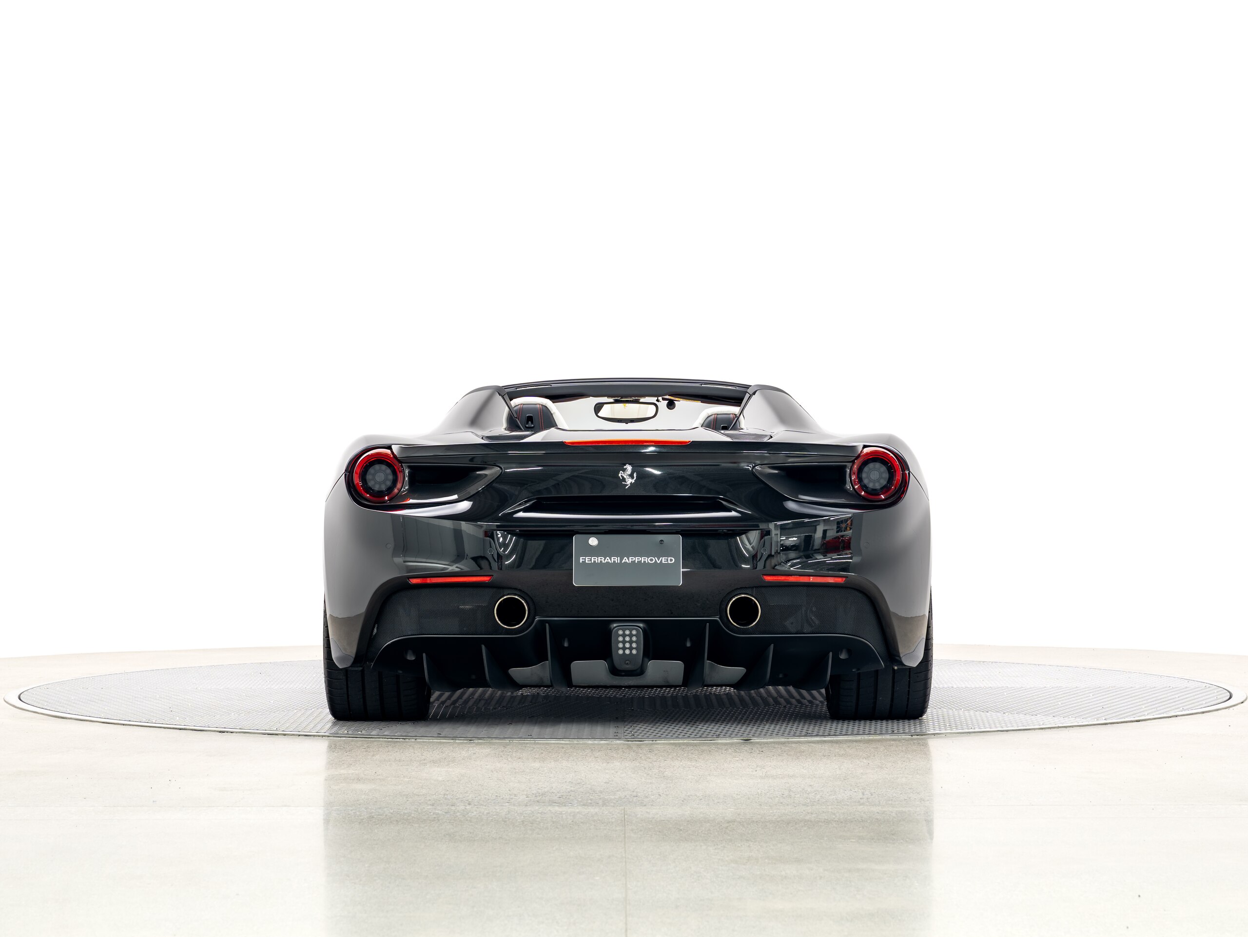 2017 Ferrari 488 Spider — Photo 6 / 29